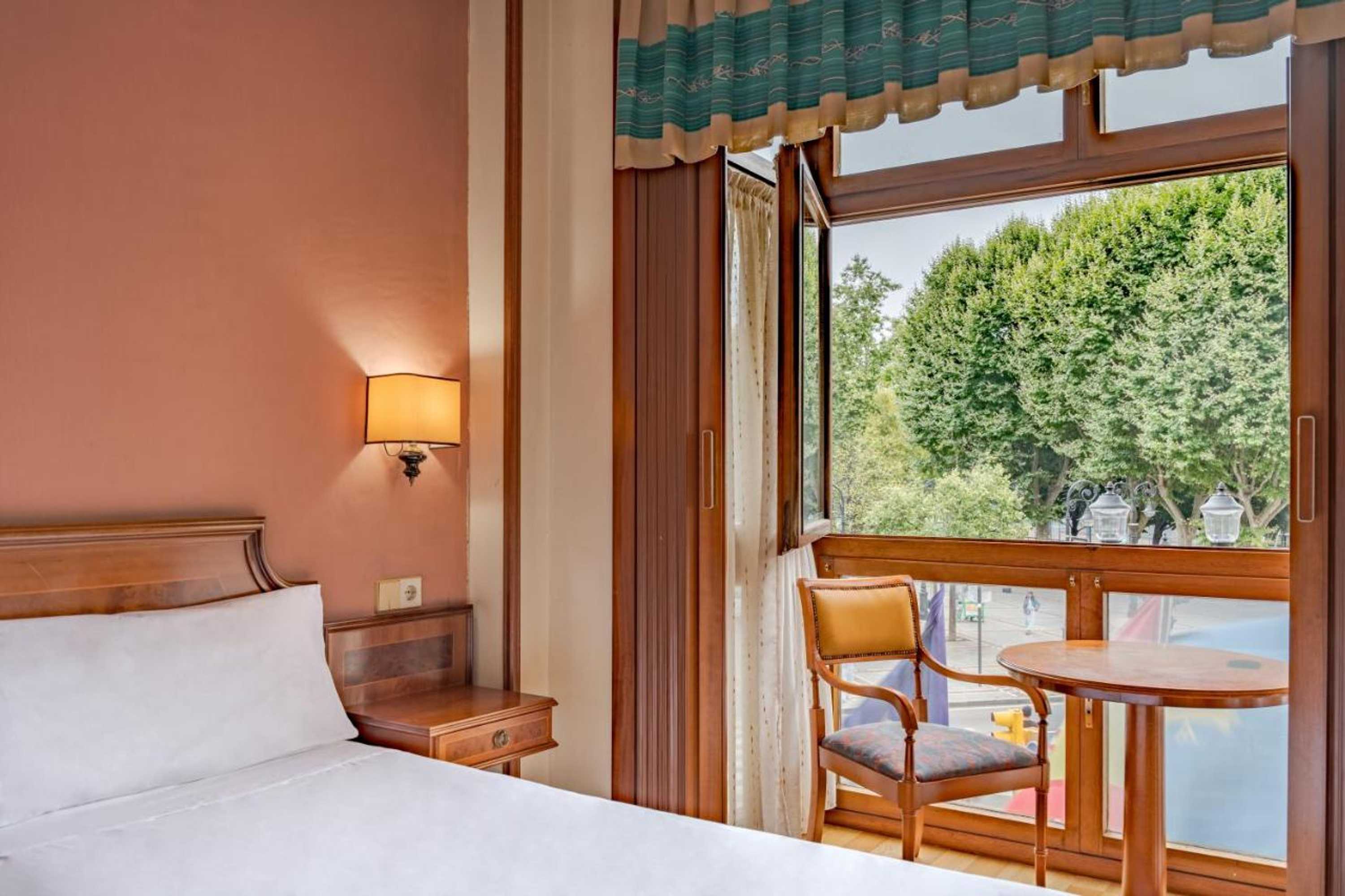 Gift card for B&b Hotel Gijón Centro Begoña