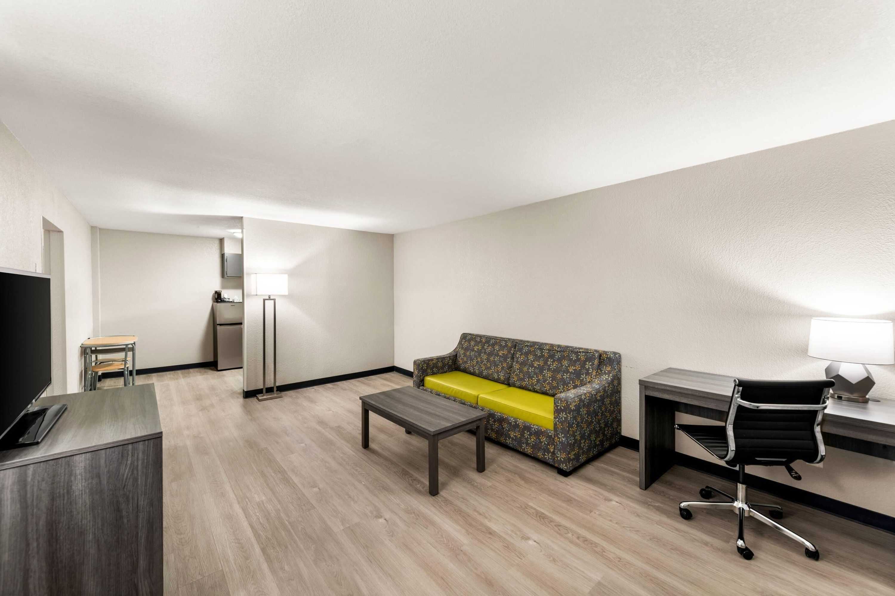 Gift card for Clarion Pointe Rhinelander Downtown