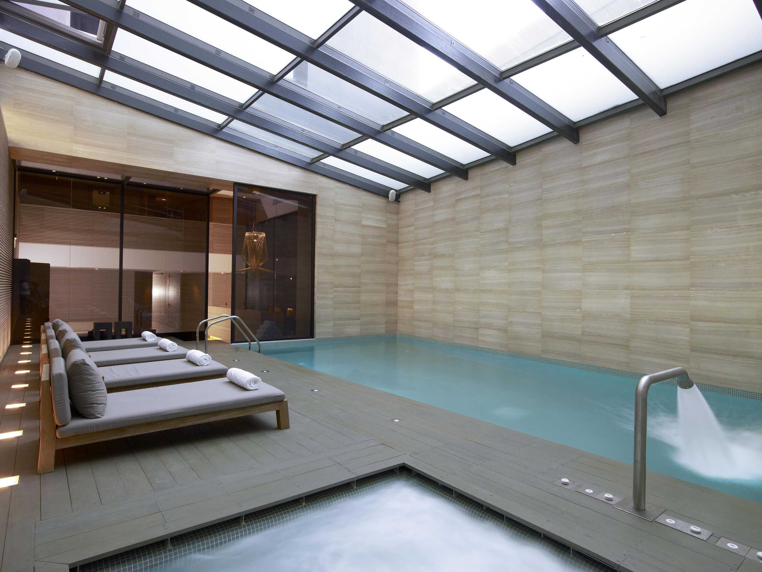 Gift card for The Met Hotel, a Member of Design Hotels Gift card for The Met Hotel, a Member of Design Hotels