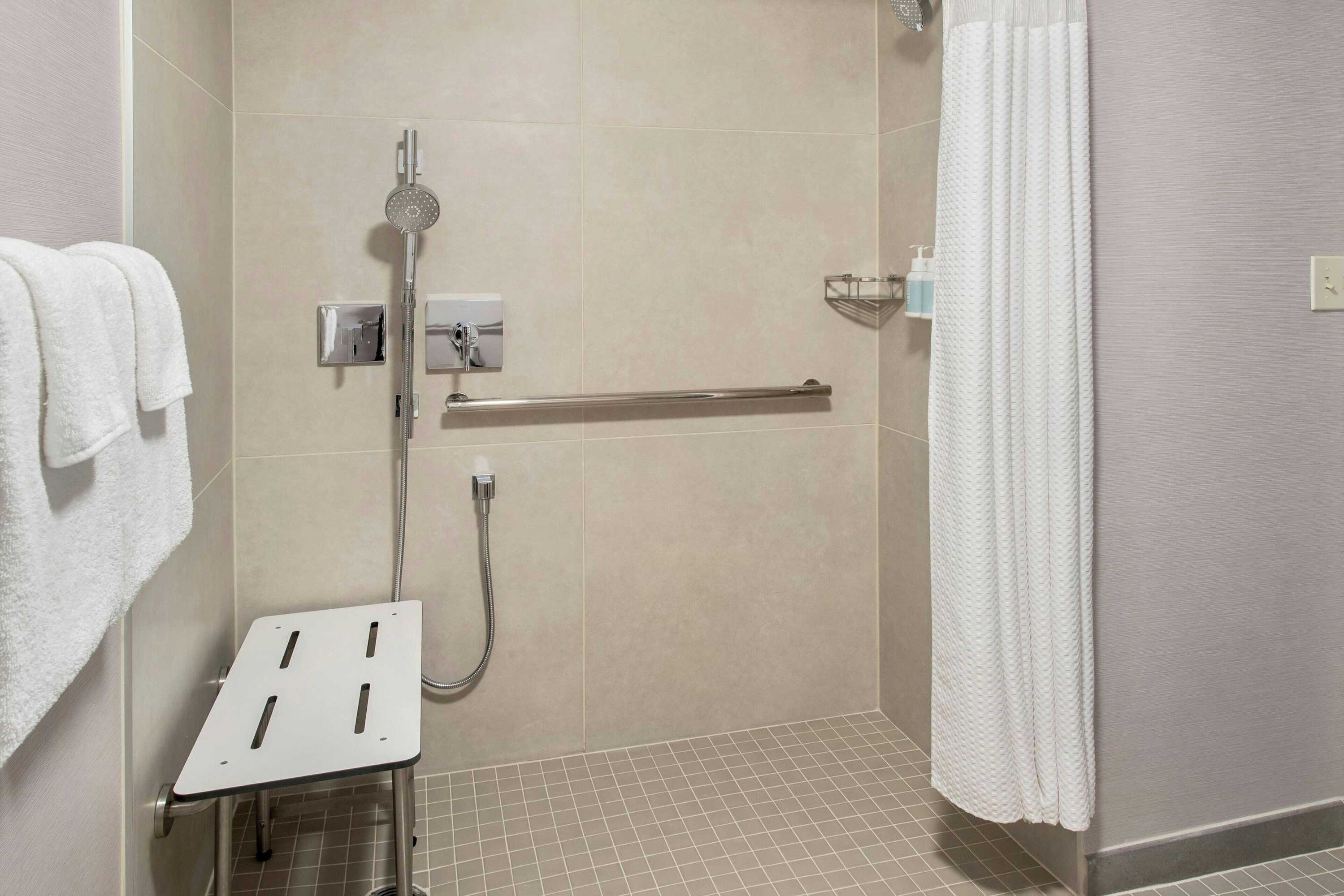 Gift card for Courtyard Maui Kahului Airport Gift card for Courtyard Maui Kahului Airport