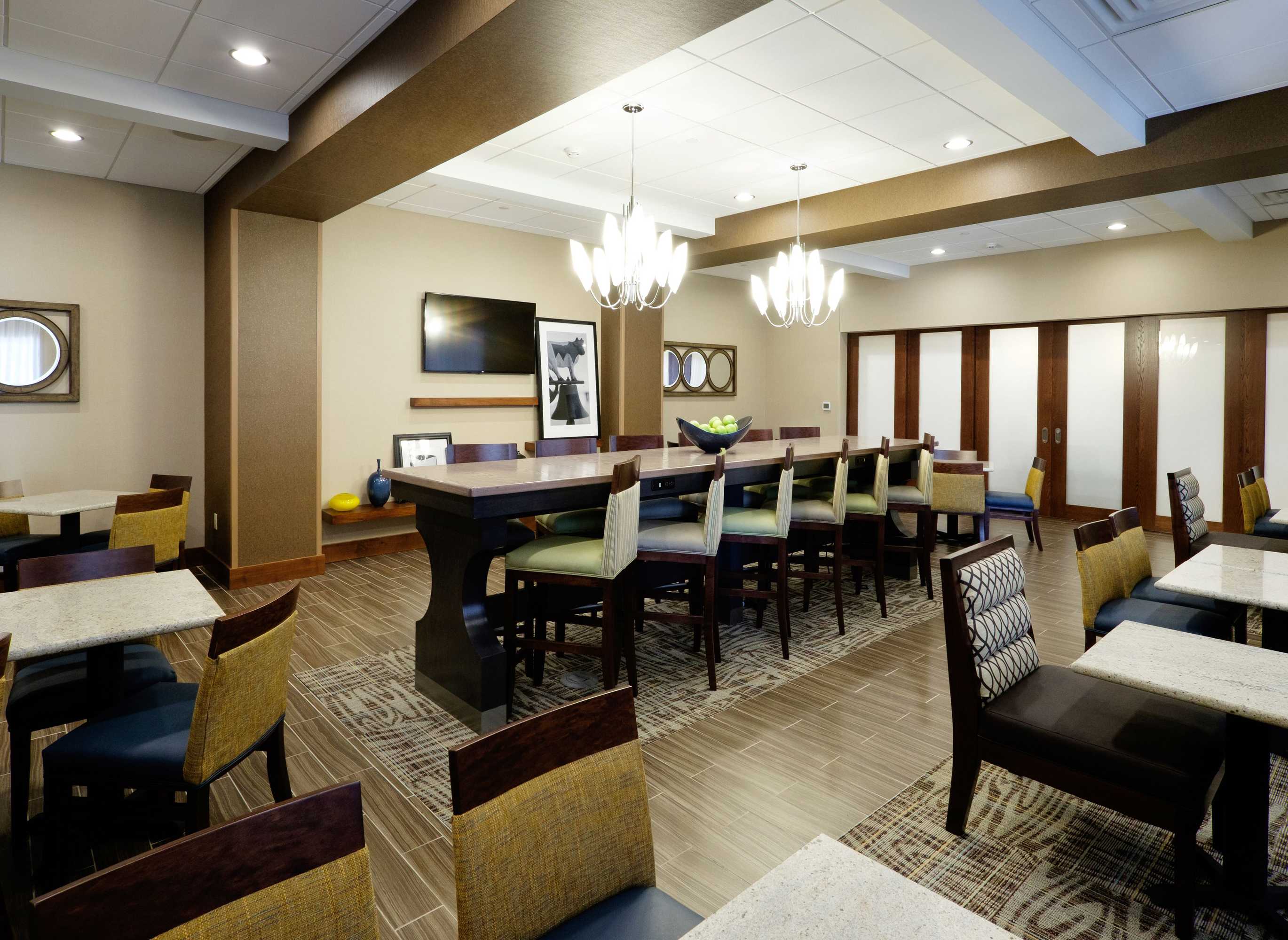 Gift card for Hampton Inn Green Bay Downtown Gift card for Hampton Inn Green Bay Downtown