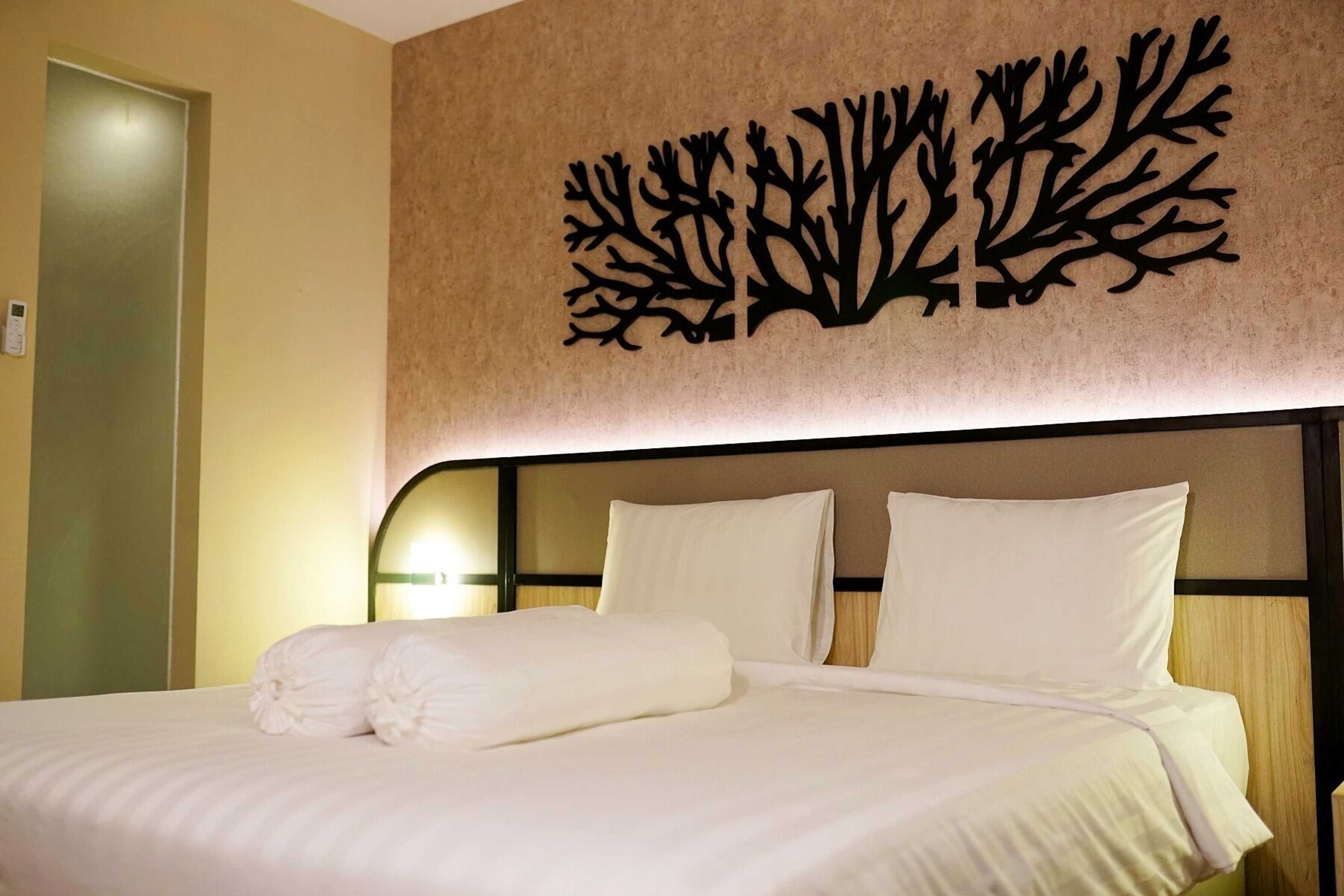 Gift card for Front One Gosyen Hotel Salatiga Gift card for Front One Gosyen Hotel Salatiga