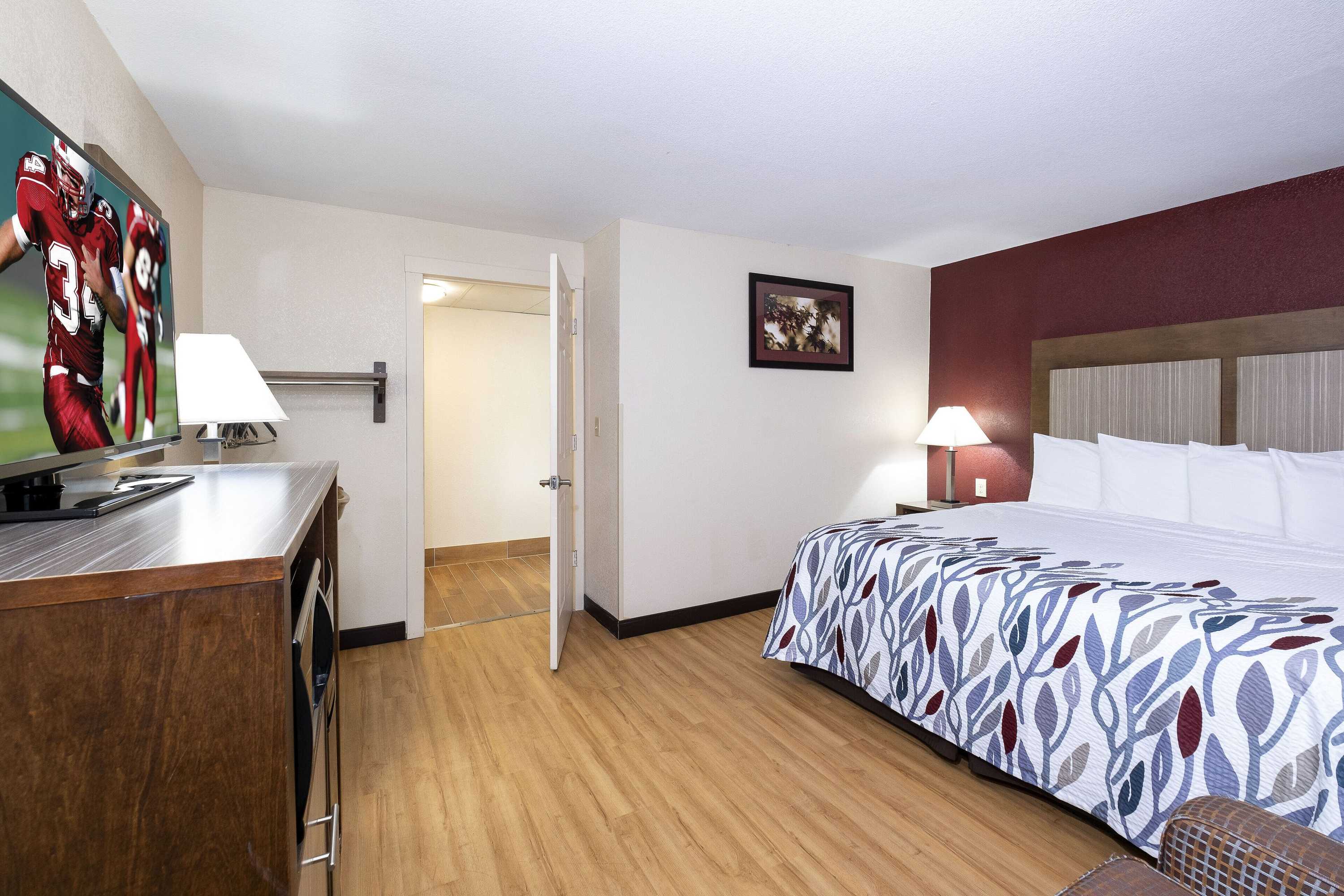 Gift card for Red Roof Inn Neptune - Jersey Shore Gift card for Red Roof Inn Neptune - Jersey Shore