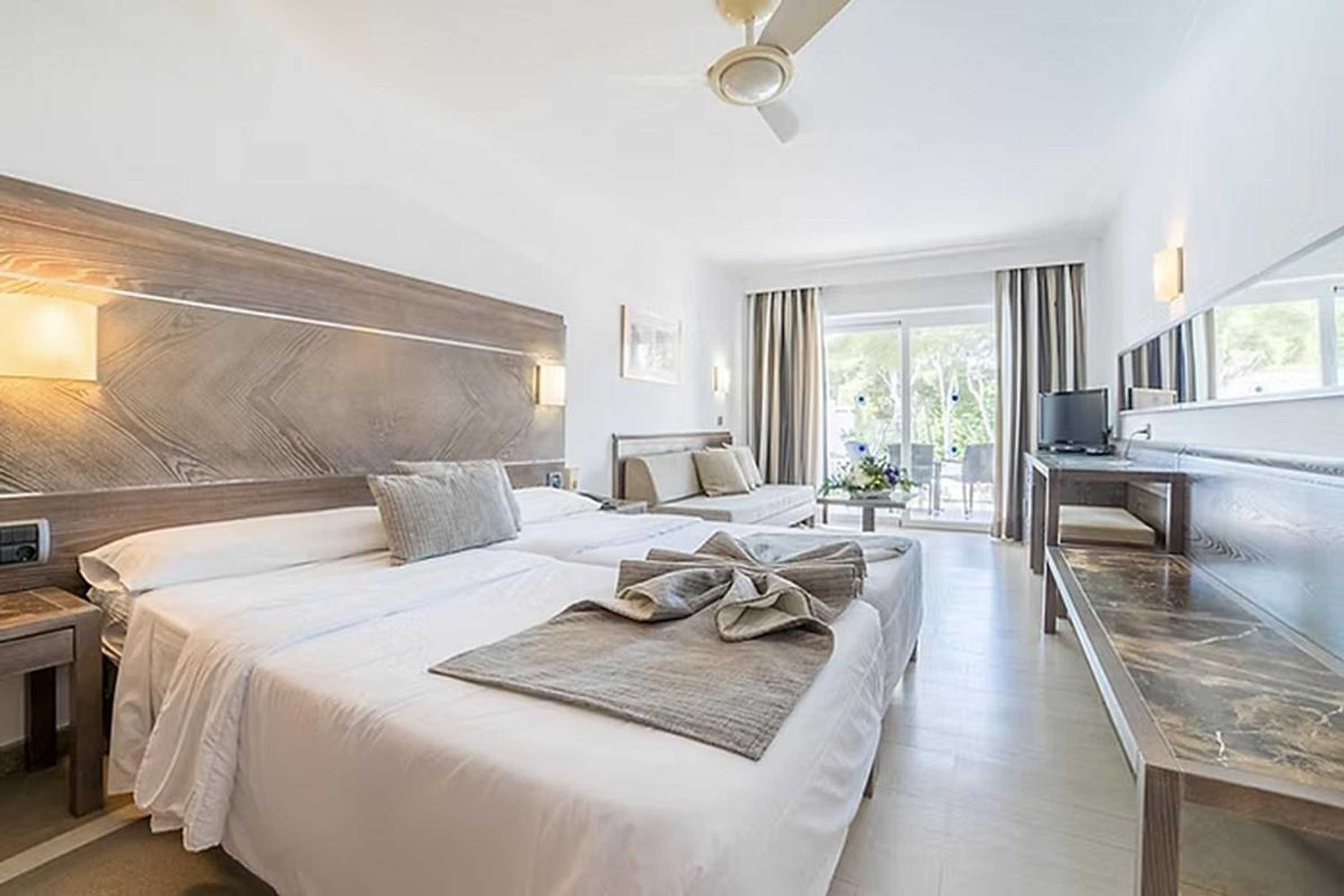 Gift card for Fergus Club Font de Sa Cala Beach