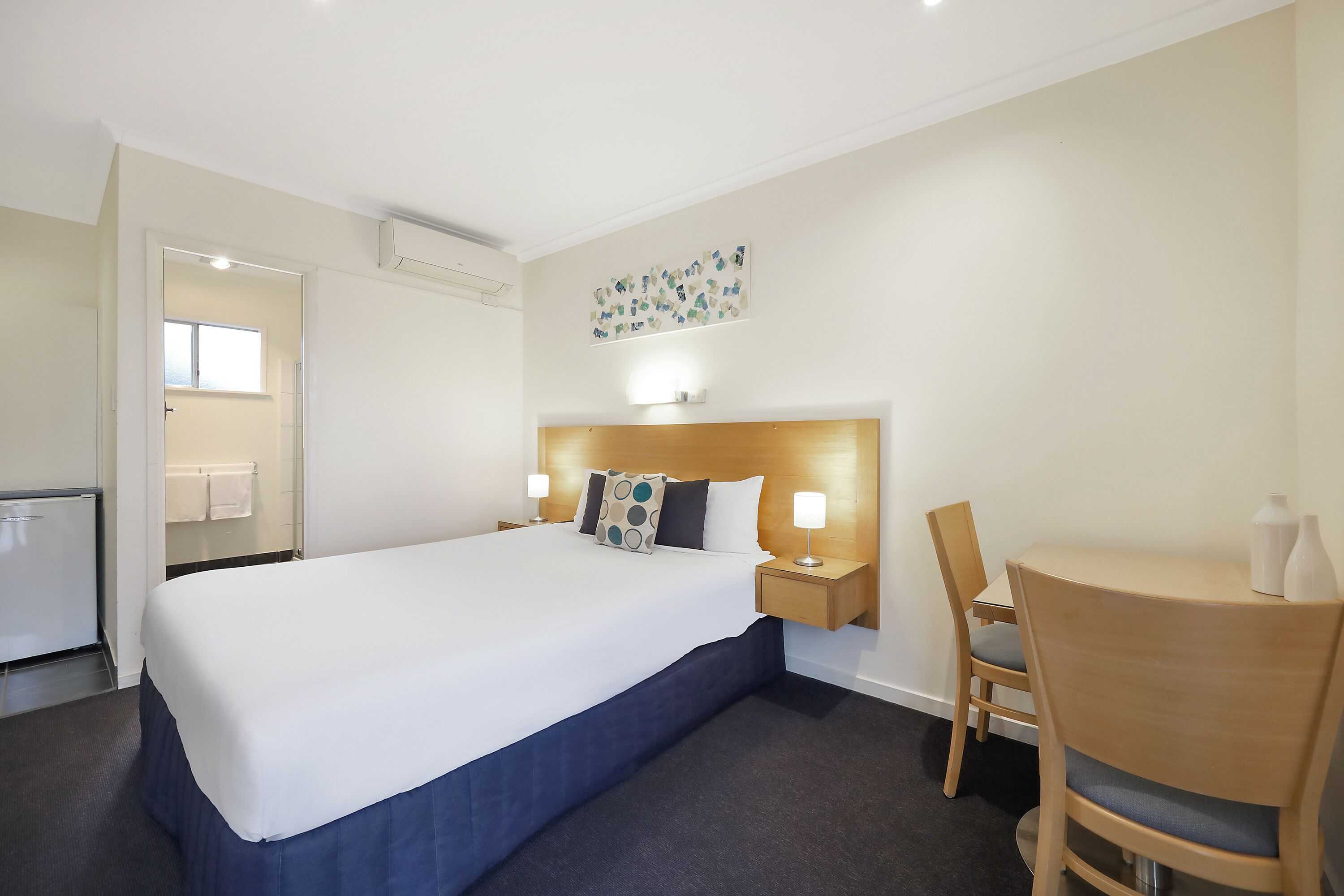 Gift card for Hamilton Townhouse Motel Gift card for Hamilton Townhouse Motel