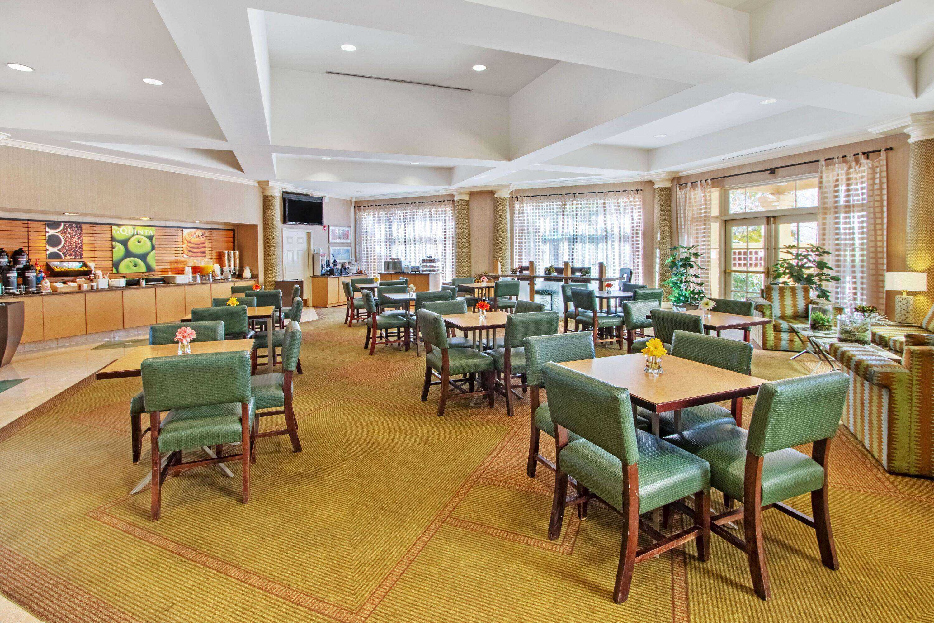 Gift card for La Quinta Inn & Suites by Wyndham Albuquerque West Gift card for La Quinta Inn & Suites by Wyndham Albuquerque West