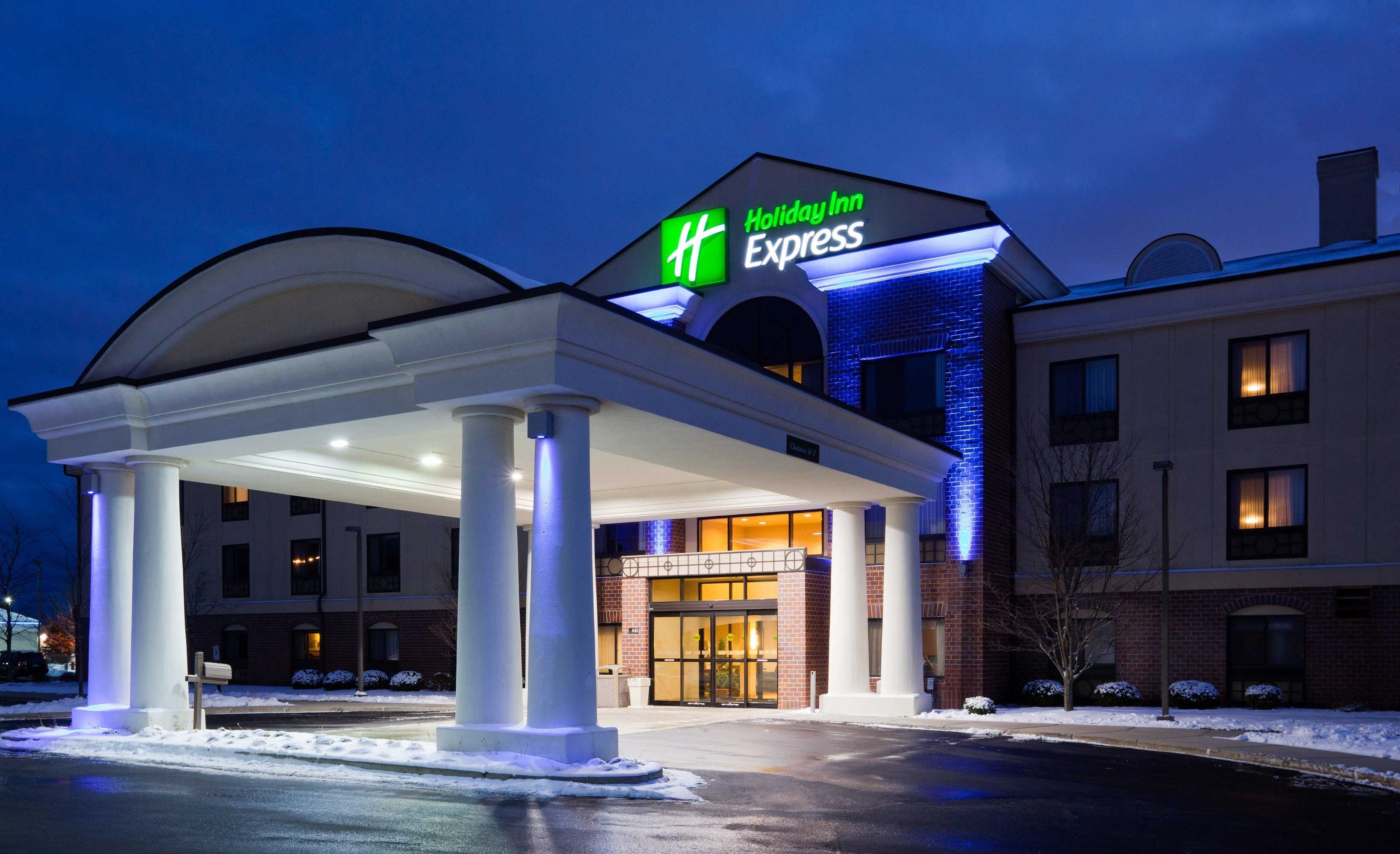 Gift card for Holiday Inn Express Milwaukee North Brown Deer/mequon by Ihg Gift card for Holiday Inn Express Milwaukee North Brown Deer/mequon by Ihg