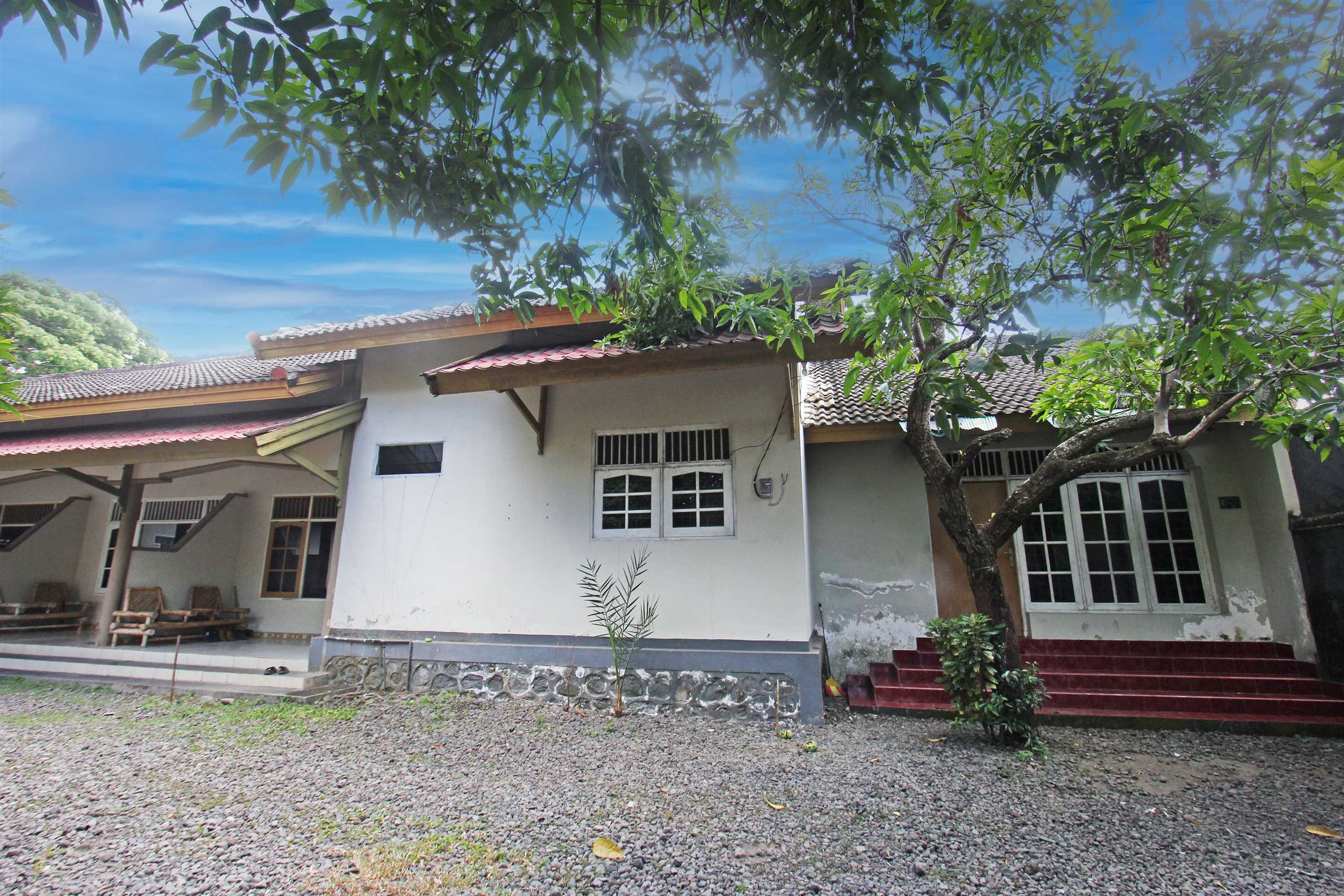 Gift card for Spot ON 92973 Madani Syariah Guesthouse Gift card for Spot ON 92973 Madani Syariah Guesthouse