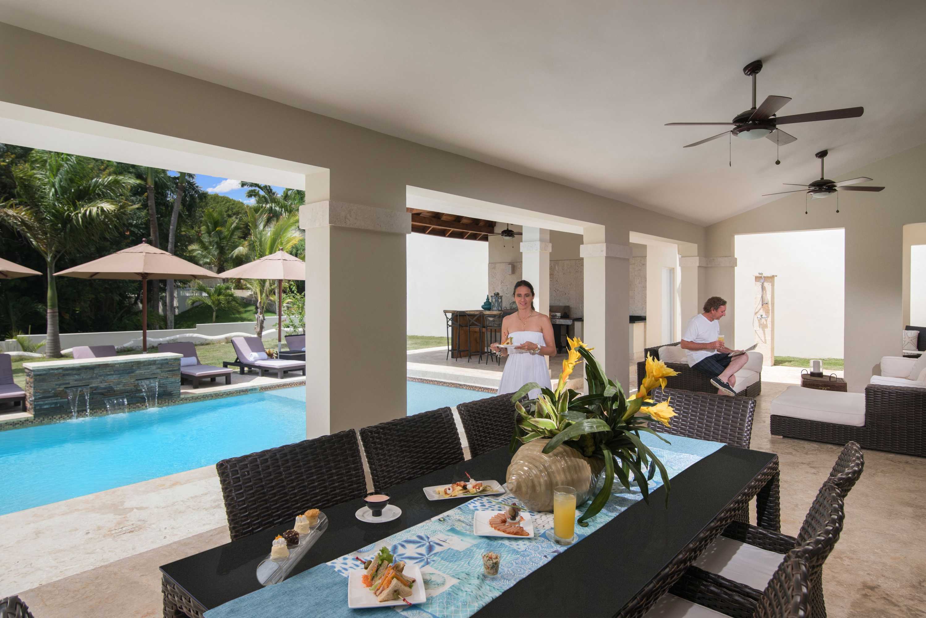 Gift card for Crown Villas 4 Bdrm Gift card for Crown Villas 4 Bdrm