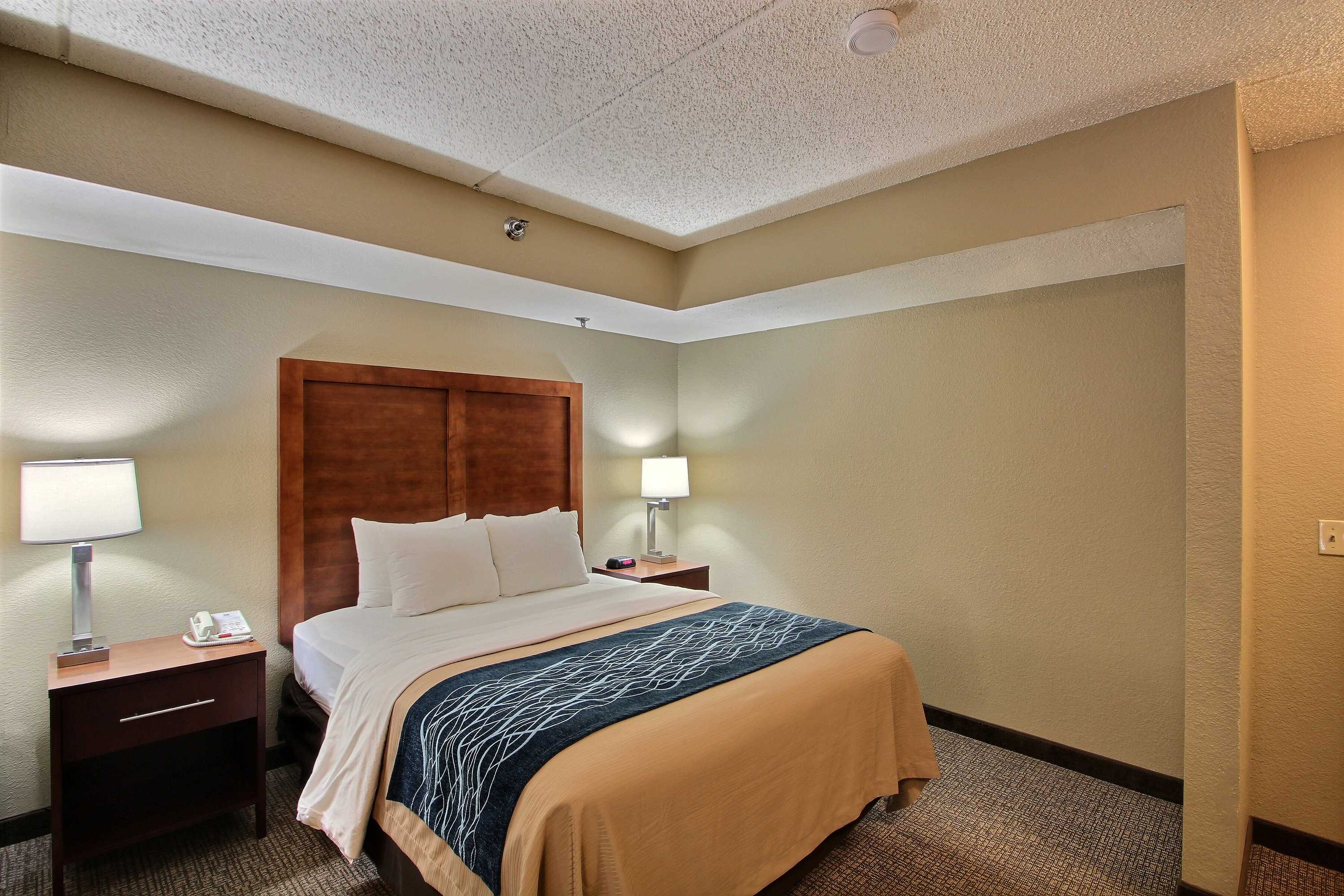 Gift card for Comfort Inn & Suites Jackson - West Bend Gift card for Comfort Inn & Suites Jackson - West Bend