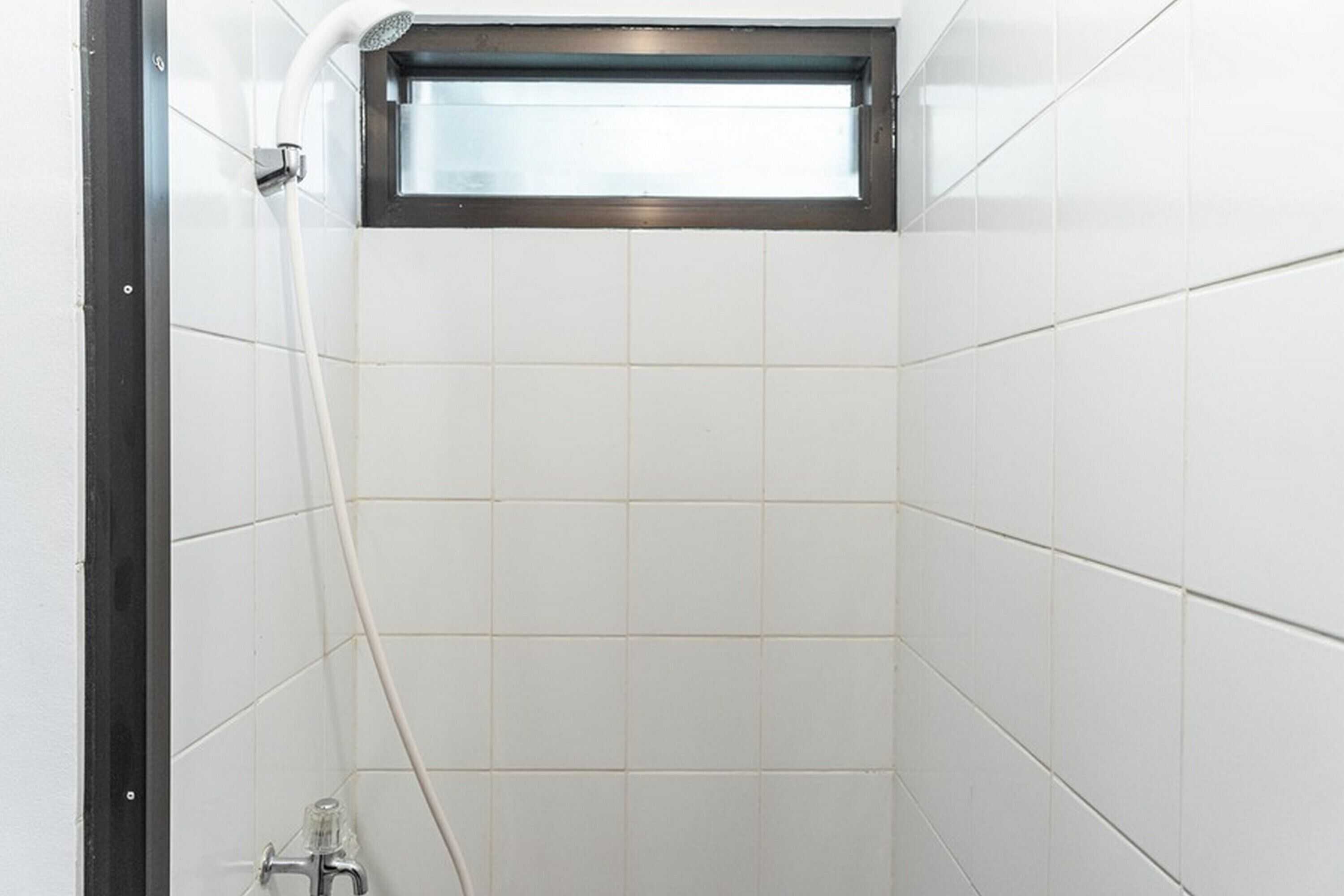 Gift card for Reddoorz Plus @ Ecohome Citra Raya Tangerang