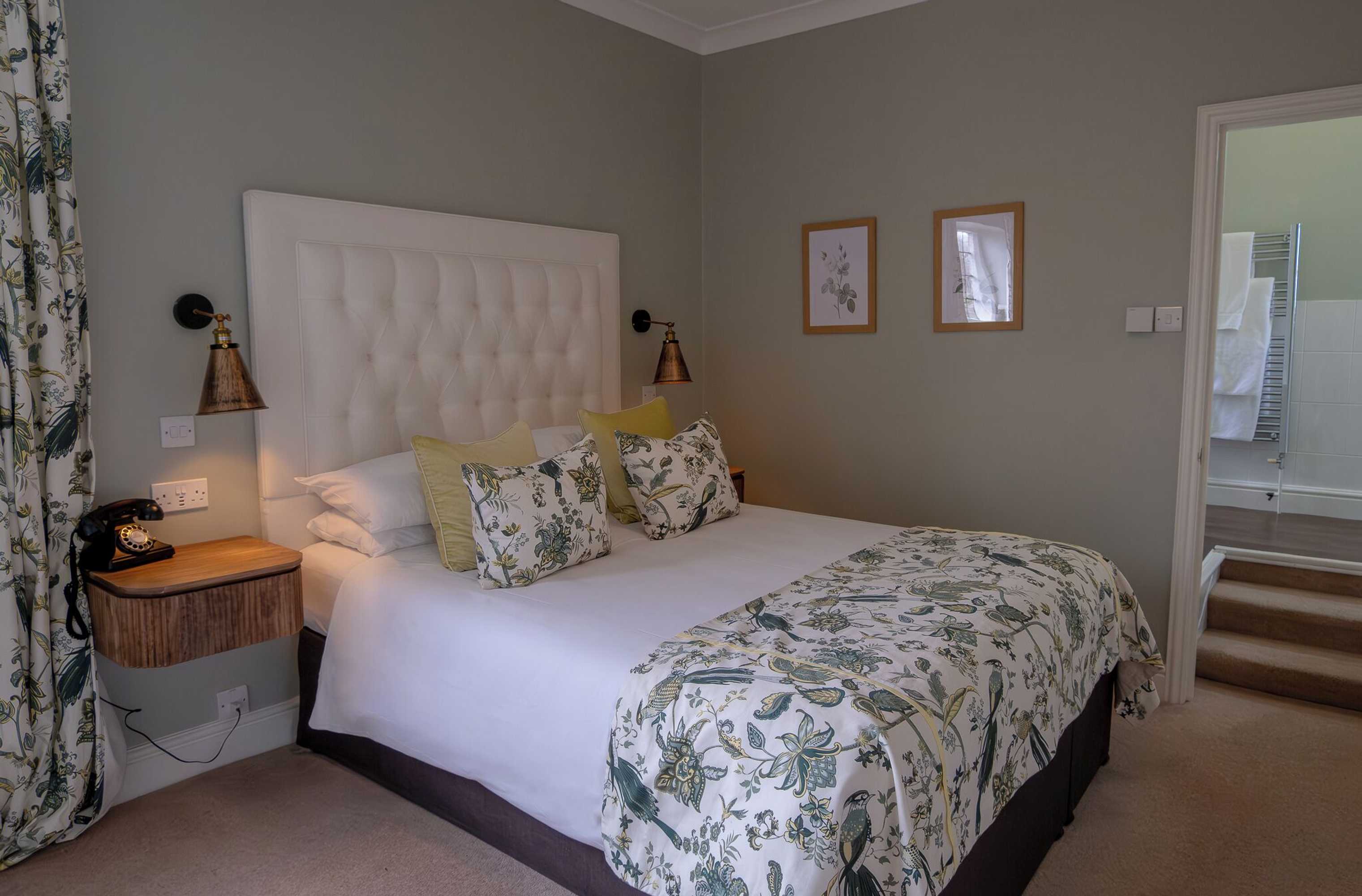 Gift card for The Stable Courtyard Bedrooms at Leeds Castle Gift card for The Stable Courtyard Bedrooms at Leeds Castle