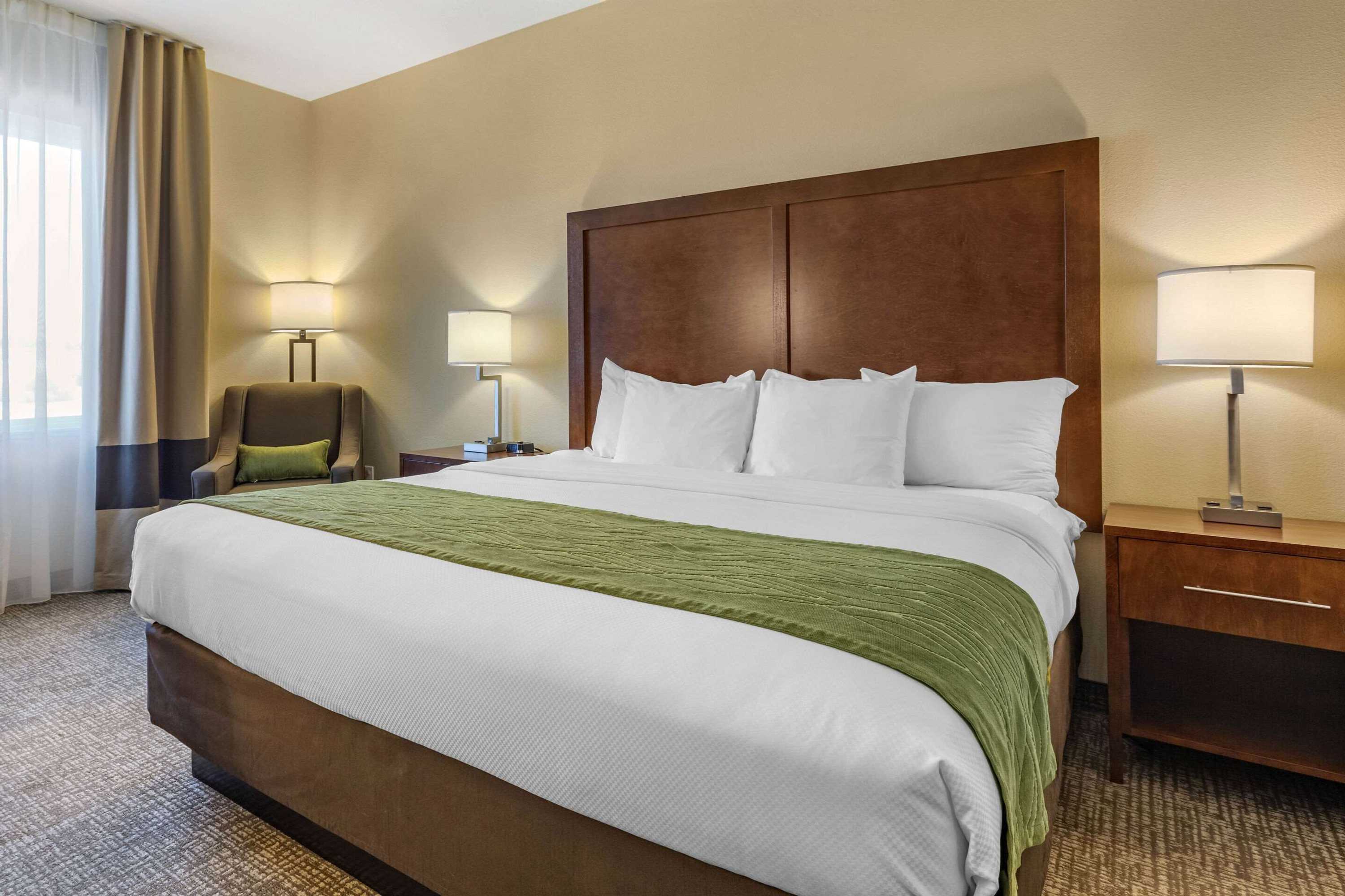 Gift card for Comfort Inn & Suites Gift card for Comfort Inn & Suites