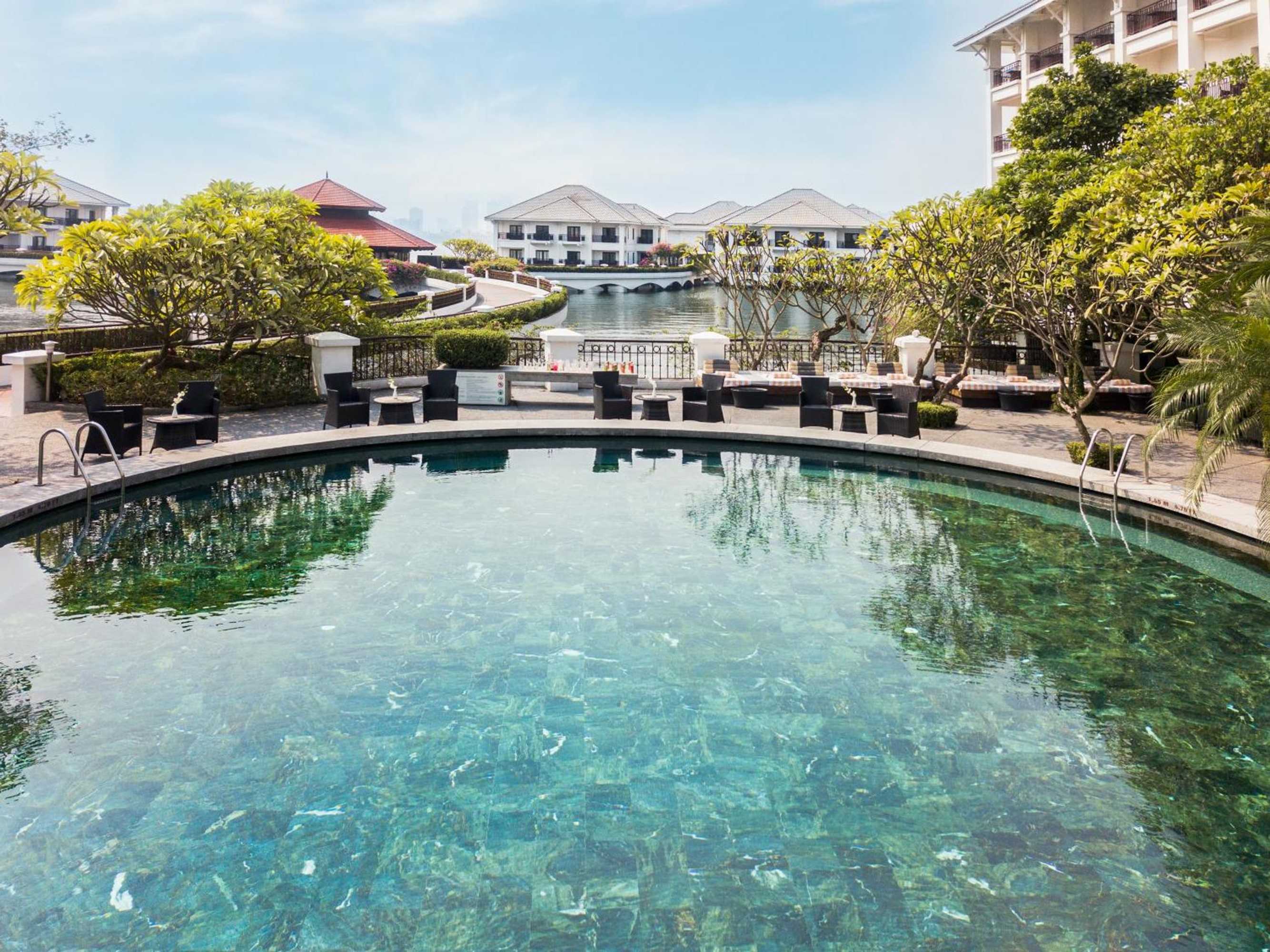 Gift card for Intercontinental Hanoi Westlake by Ihg Gift card for Intercontinental Hanoi Westlake by Ihg