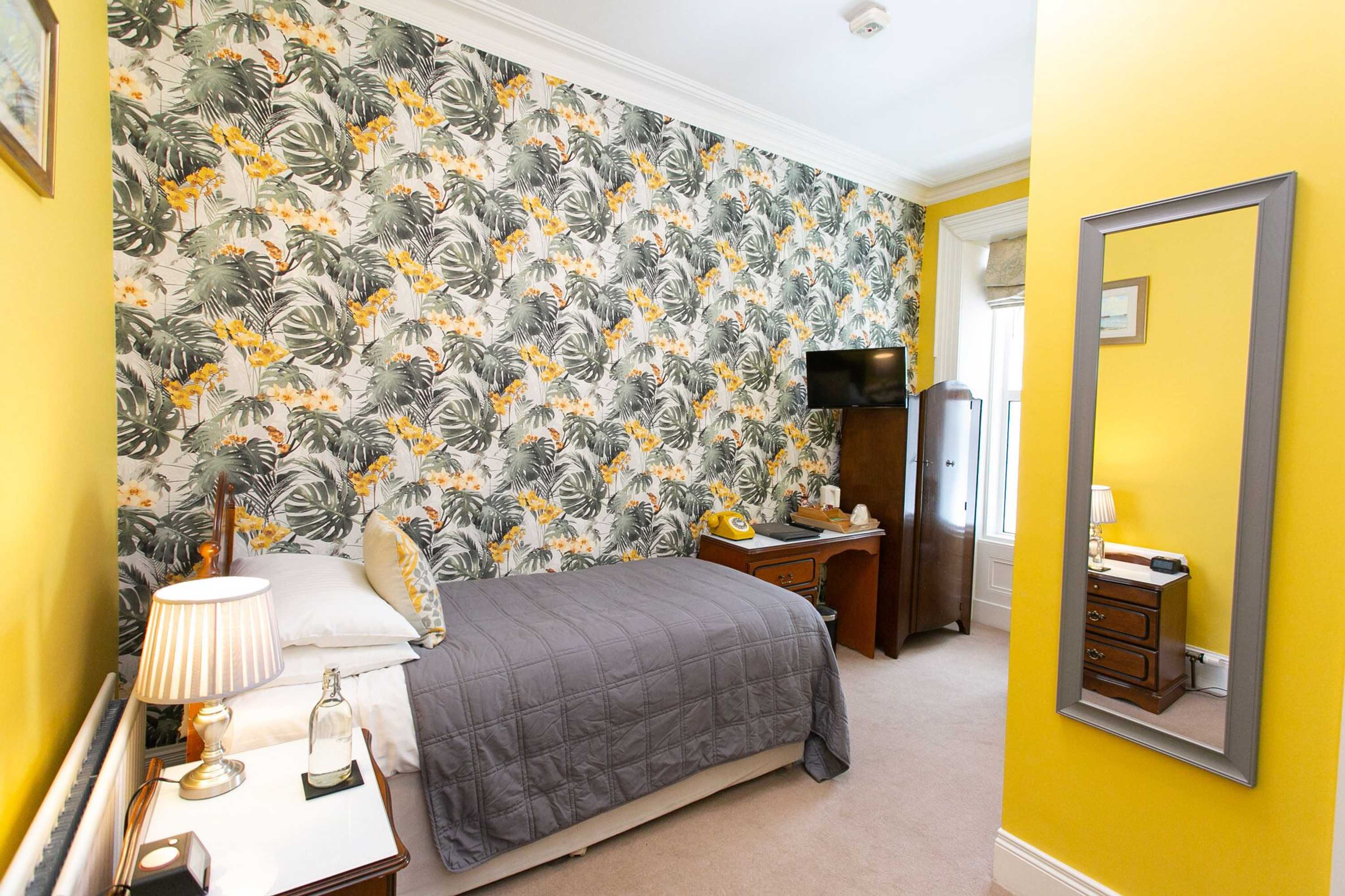 Gift card for Shelleven House