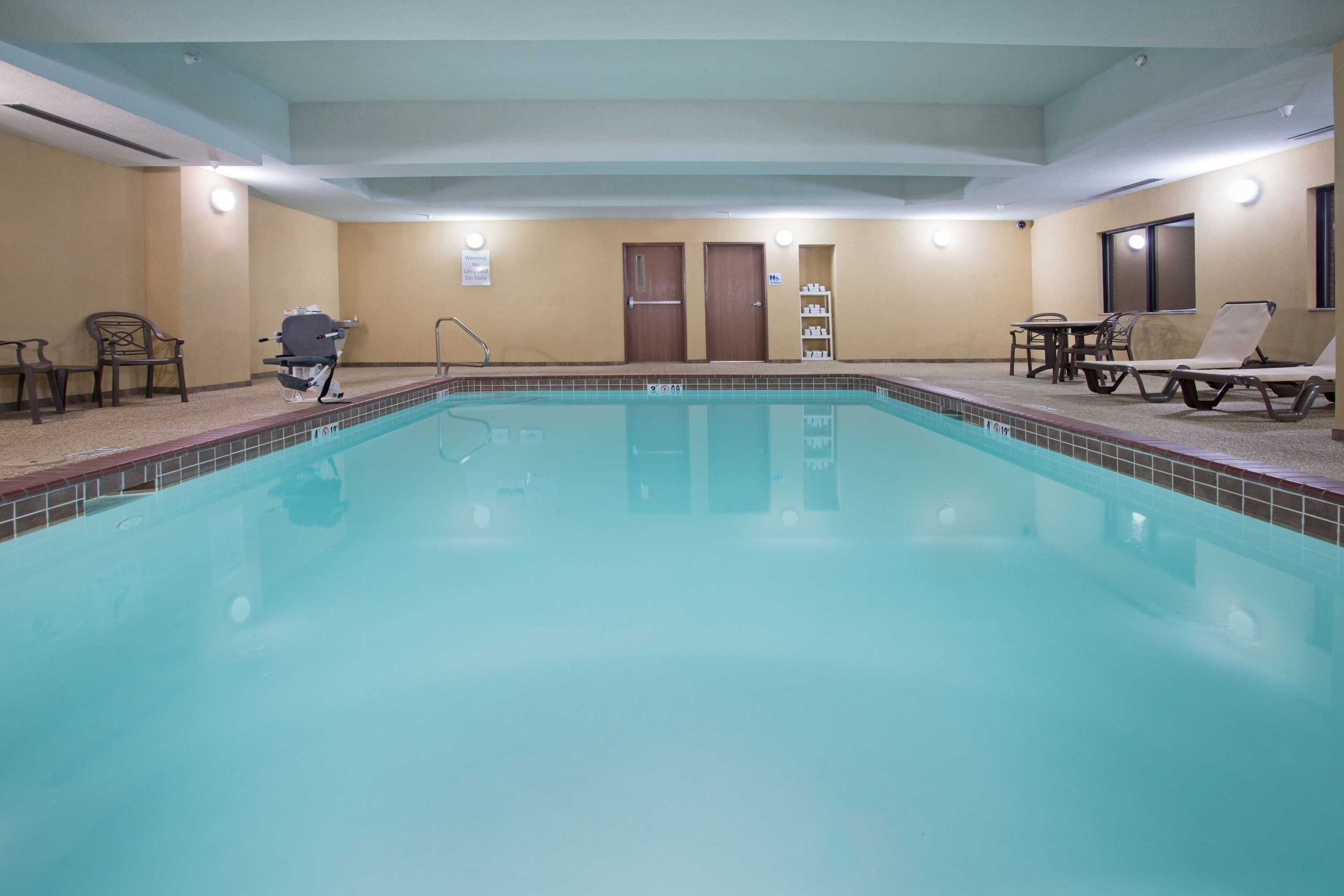 Gift card for Holiday Inn Express Hotel & Suites Las Vegas by Ihg Gift card for Holiday Inn Express Hotel & Suites Las Vegas by Ihg