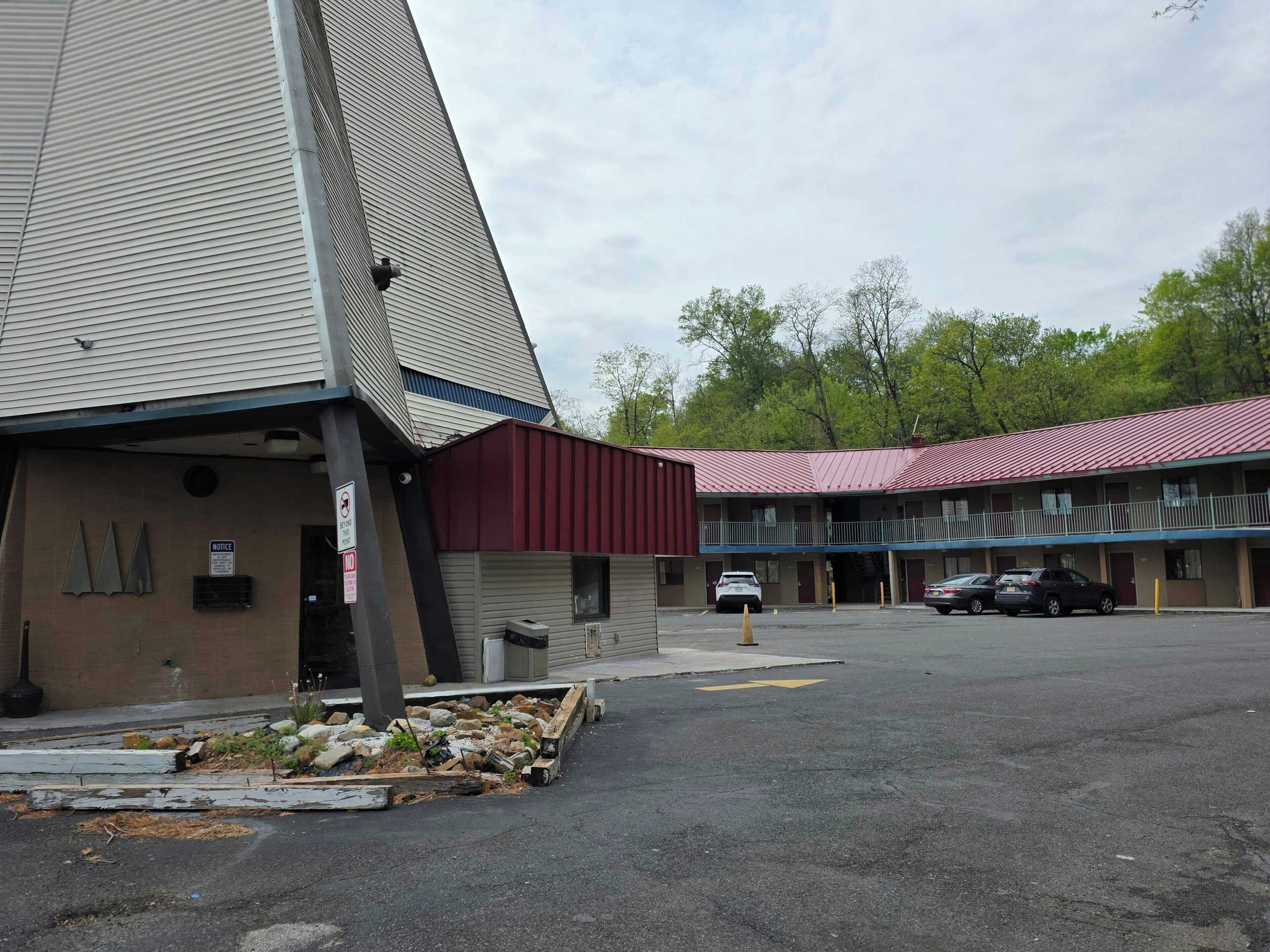 Gift card for Red Roof Inn Green Brook Somerset Gift card for Red Roof Inn Green Brook Somerset