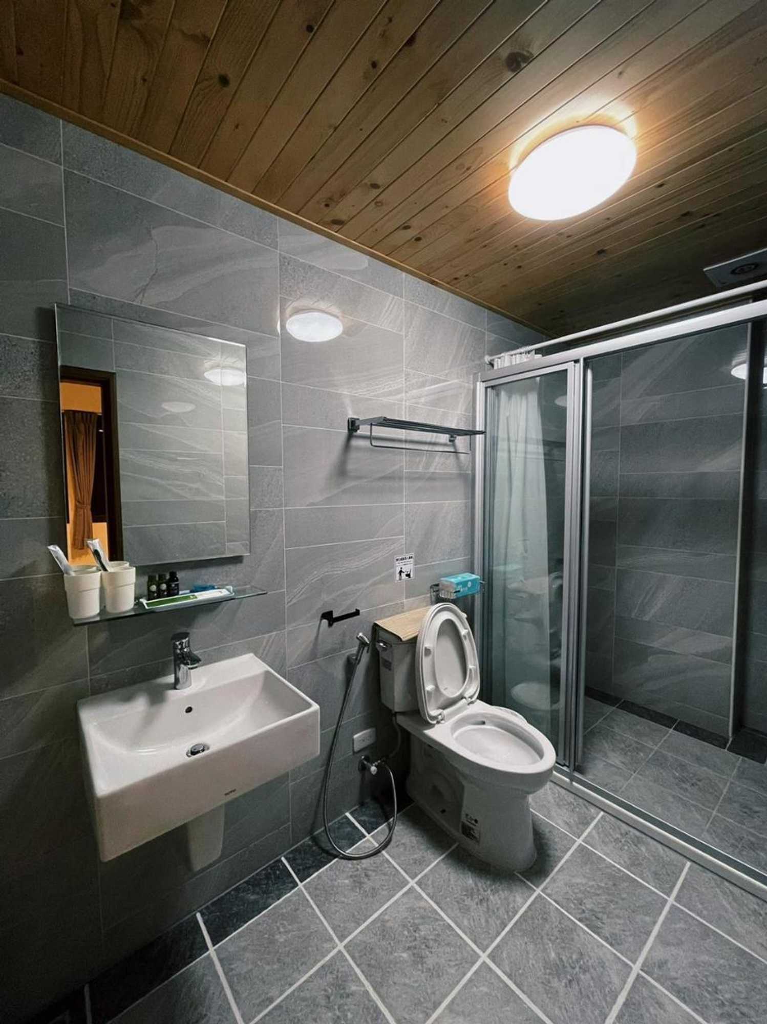 Gift card for Donggang Homestay-Dongfan