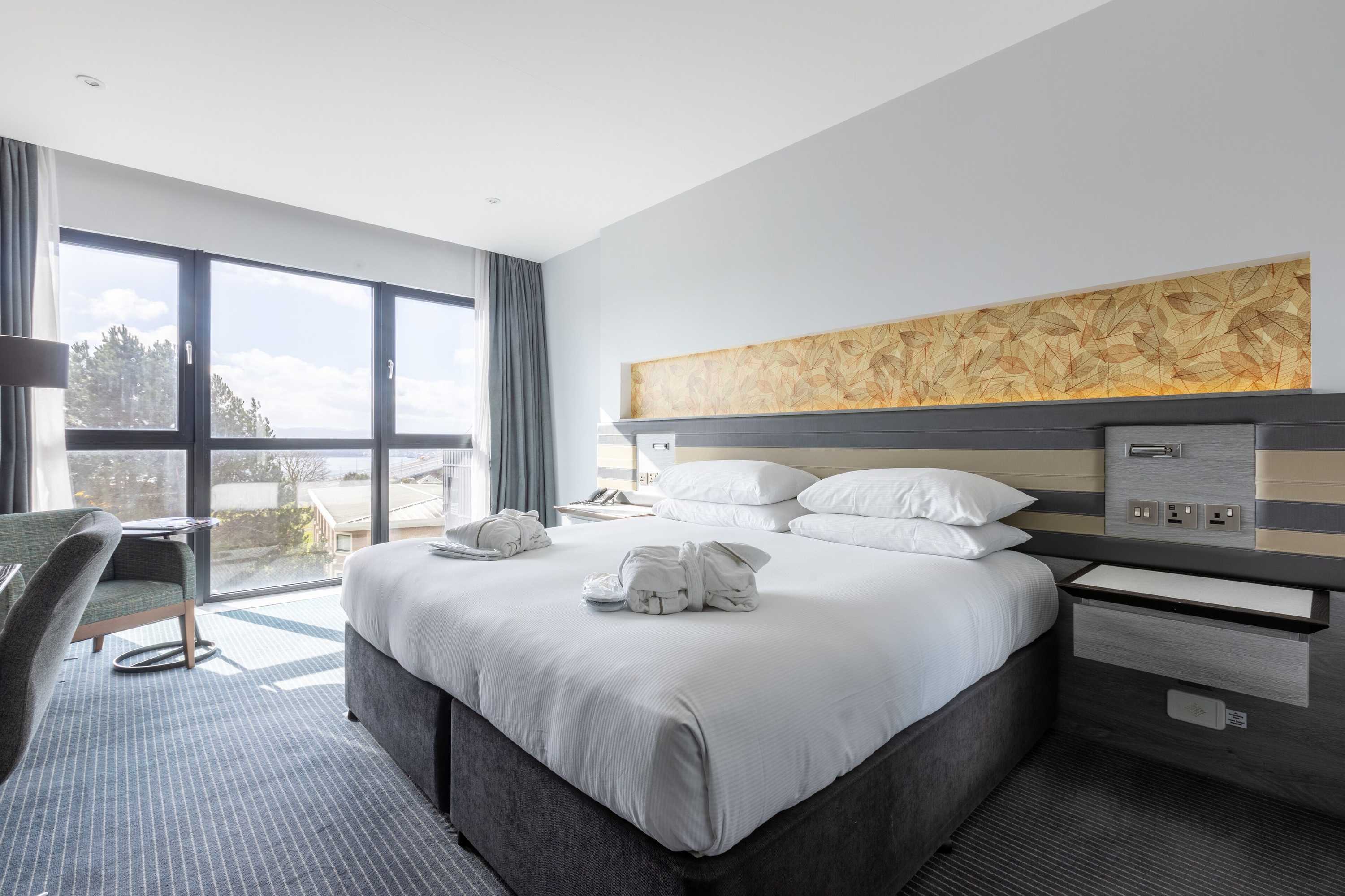 Gift card for Doubletree by Hilton Edinburgh - Queensferry Crossing Gift card for Doubletree by Hilton Edinburgh - Queensferry Crossing
