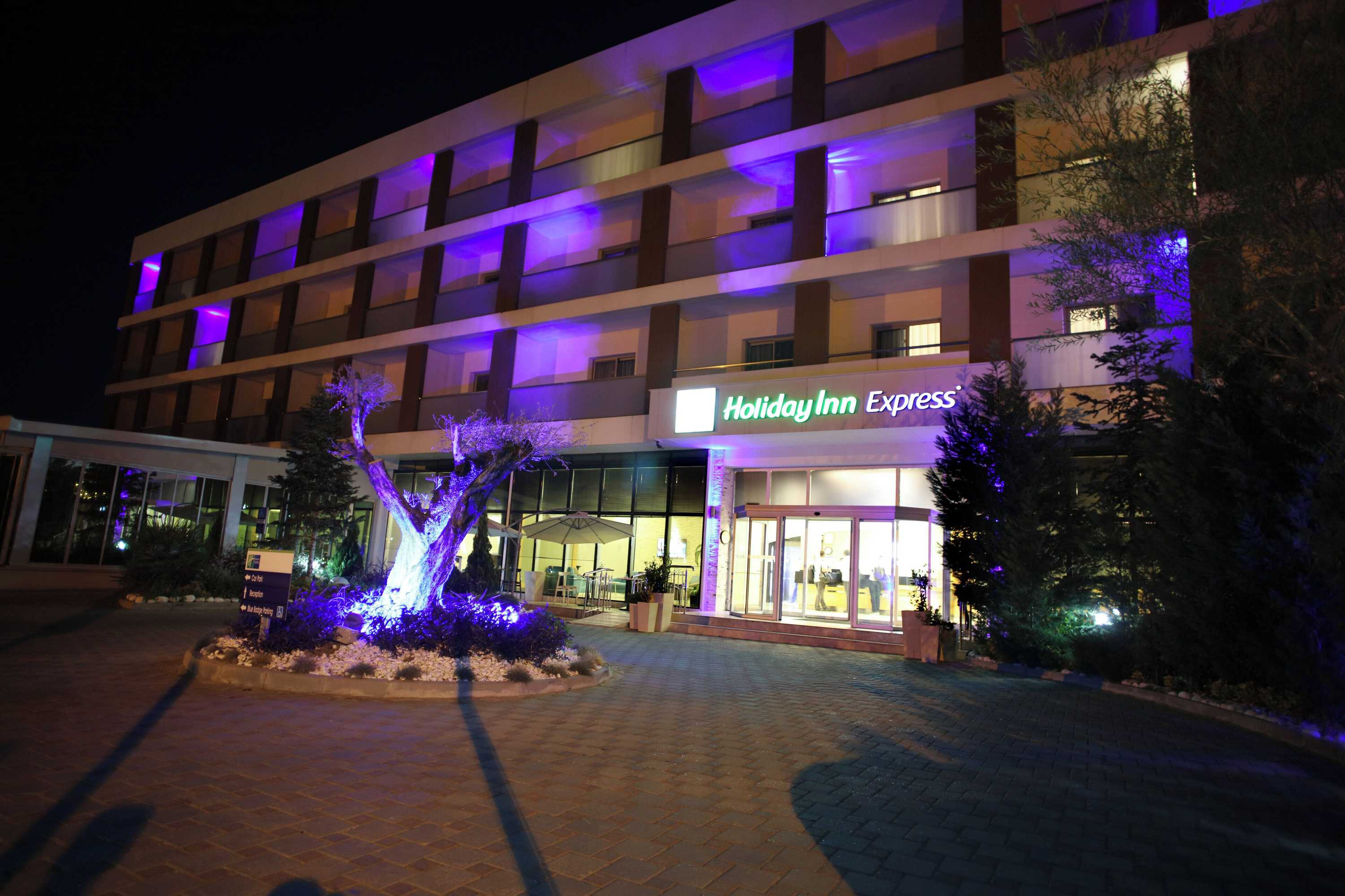 Gift card for Holiday Inn Express Manisa - West by Ihg Gift card for Holiday Inn Express Manisa - West by Ihg