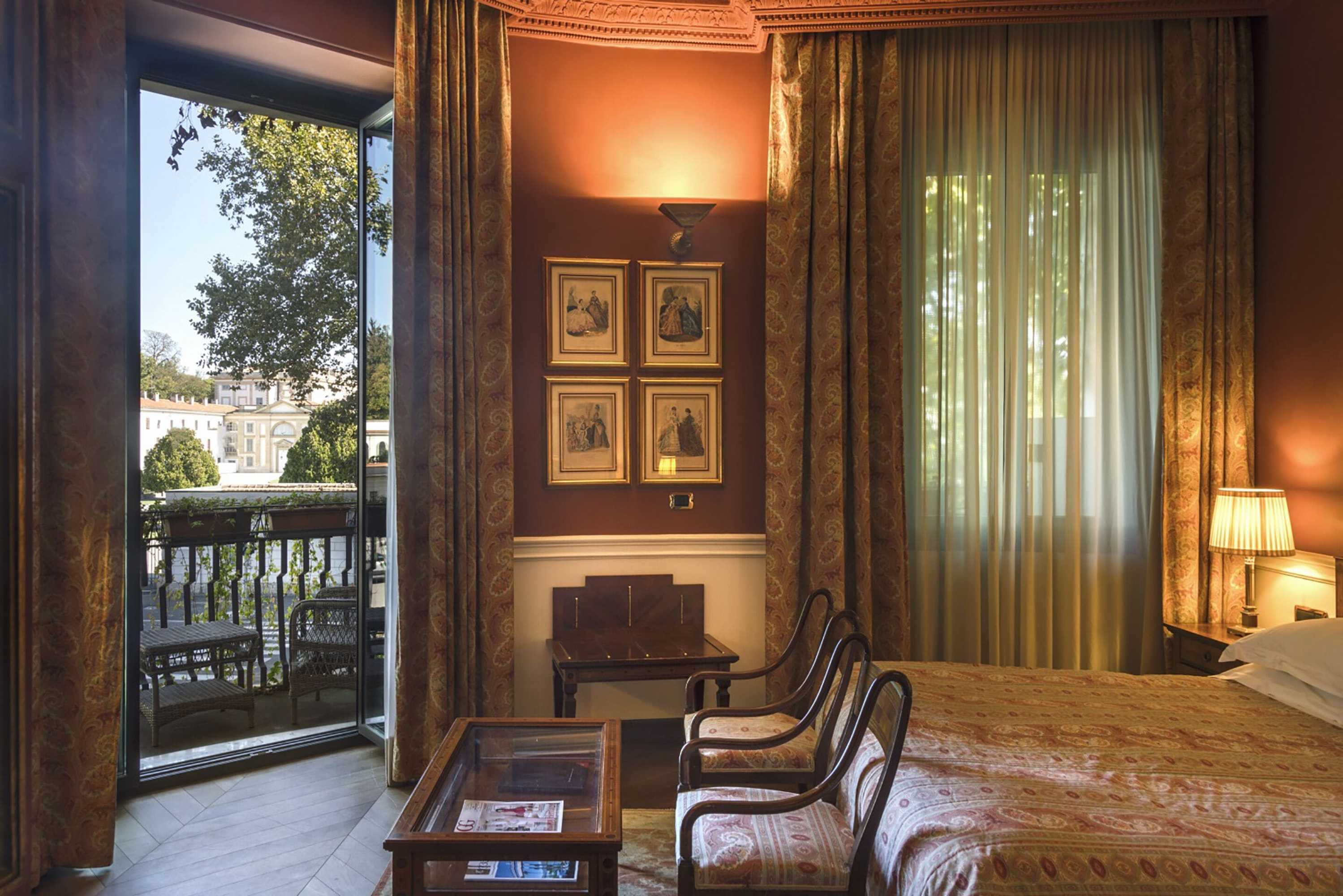 Gift card for Hotel de la Ville - Small Luxury Hotels of The World Gift card for Hotel de la Ville - Small Luxury Hotels of The World