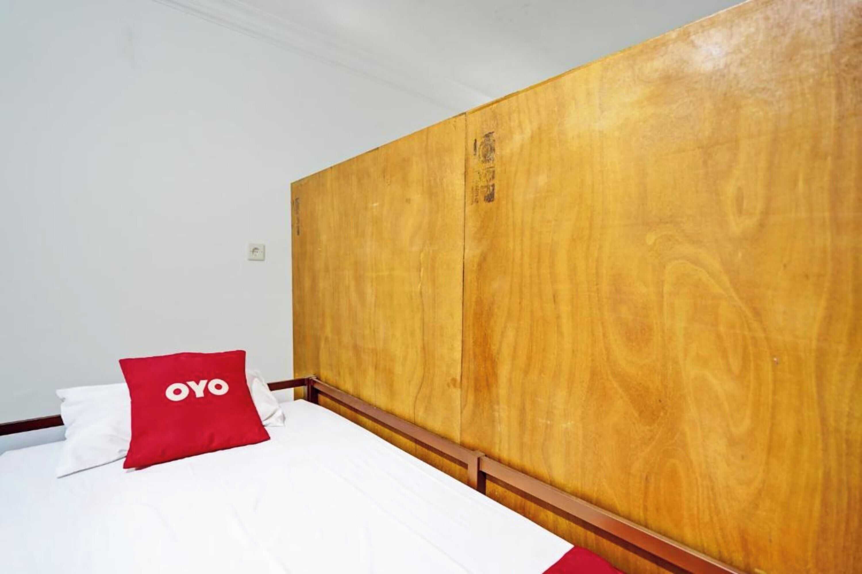 Gift card for Oyo 92736 Bougenville Rover Gift card for Oyo 92736 Bougenville Rover
