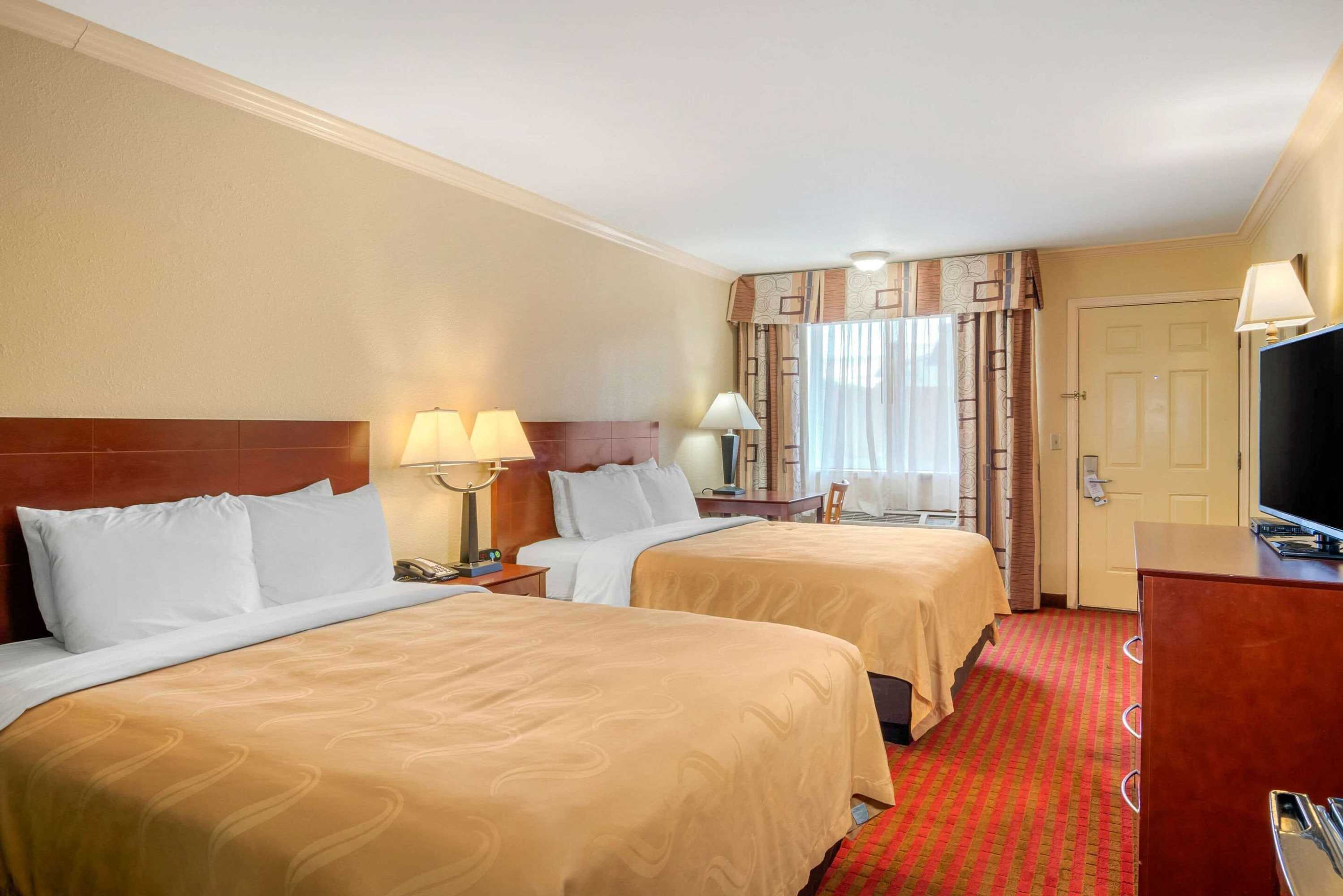 Gift card for Quality Inn Klamath Falls - Crater Lake Gateway Gift card for Quality Inn Klamath Falls - Crater Lake Gateway