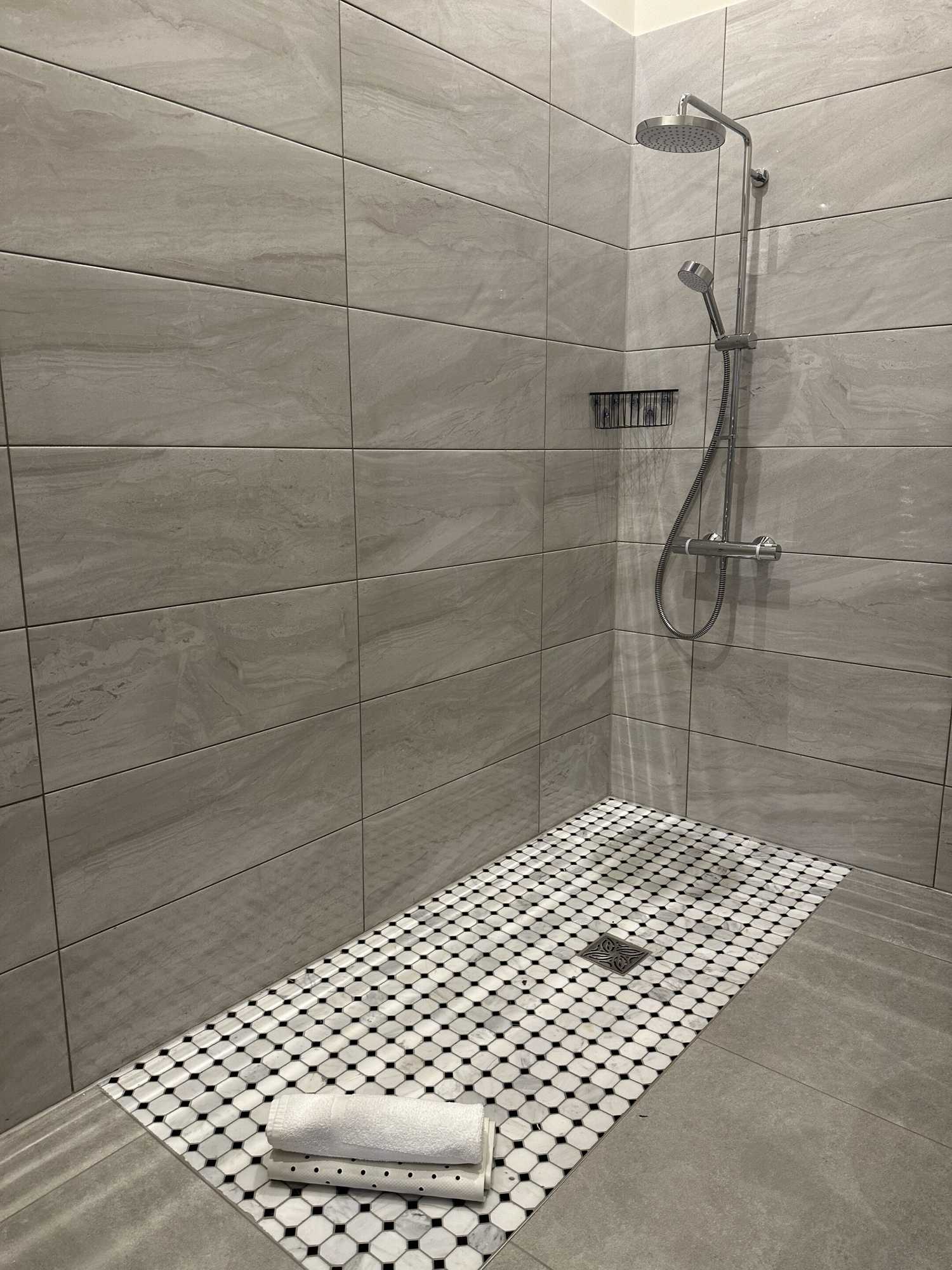 Gift card for The Frocester