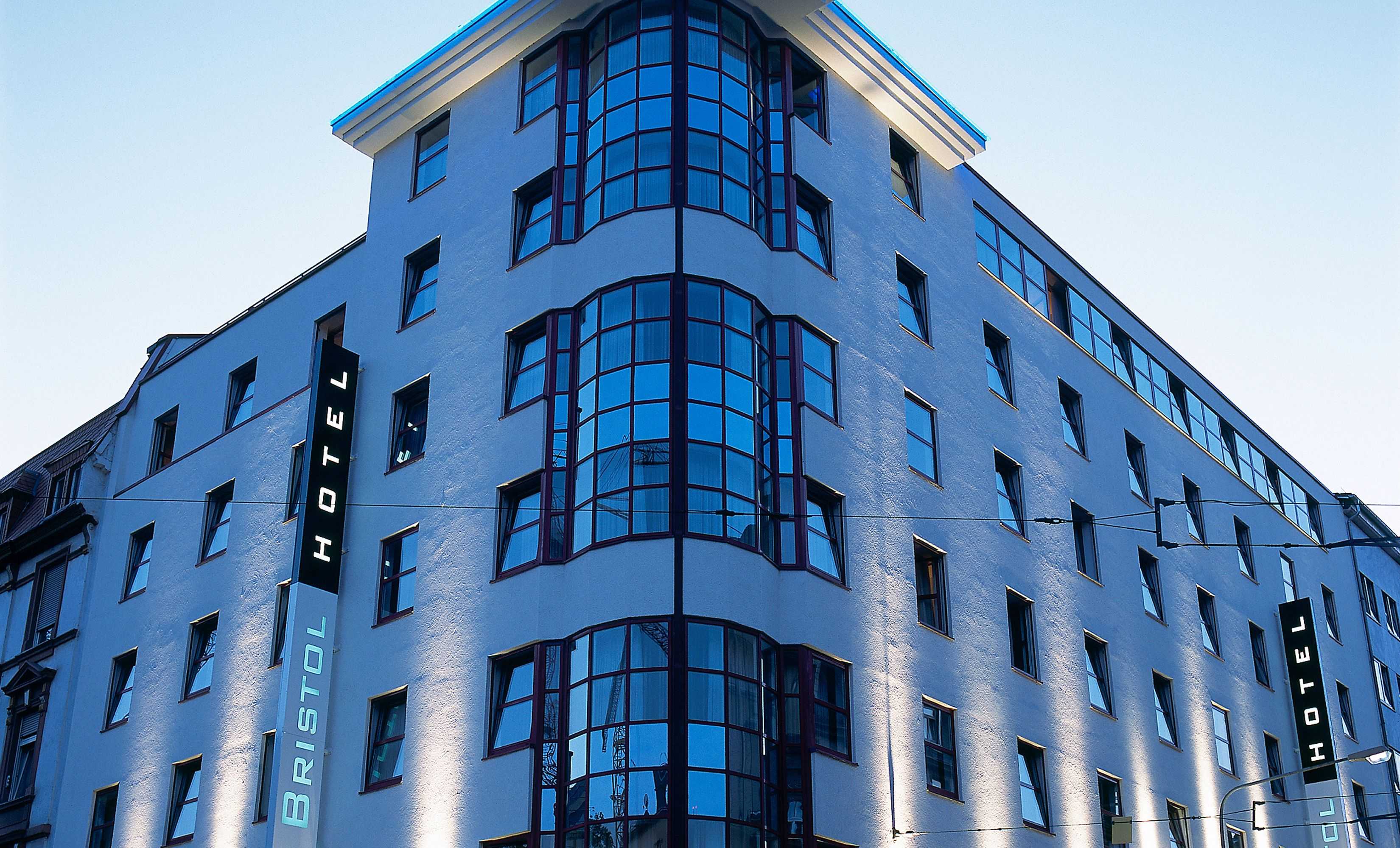 Gift card for Bristol Hotel - Frankfurt City - Central Station Gift card for Bristol Hotel - Frankfurt City - Central Station