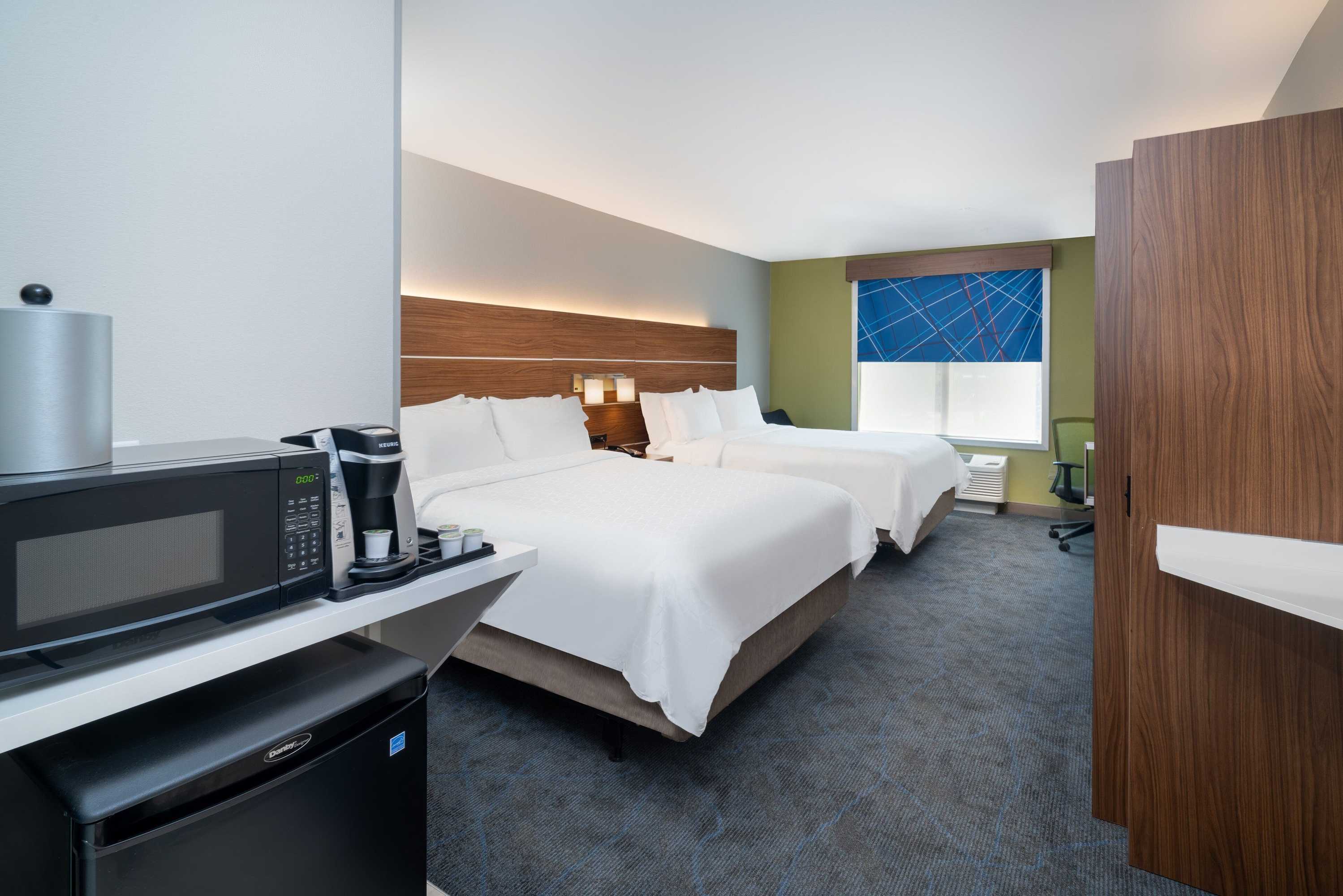 Gift card for Holiday Inn Express & Suites Dahlonega by Ihg Gift card for Holiday Inn Express & Suites Dahlonega by Ihg