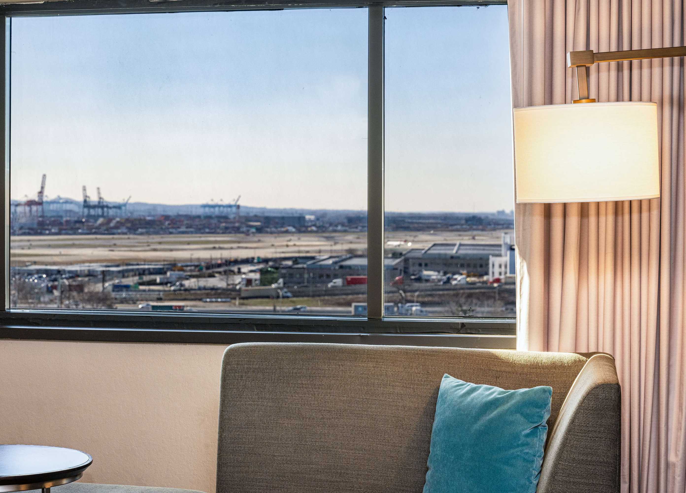 Gift card for Doubletree by Hilton Hotel Newark Airport Gift card for Doubletree by Hilton Hotel Newark Airport