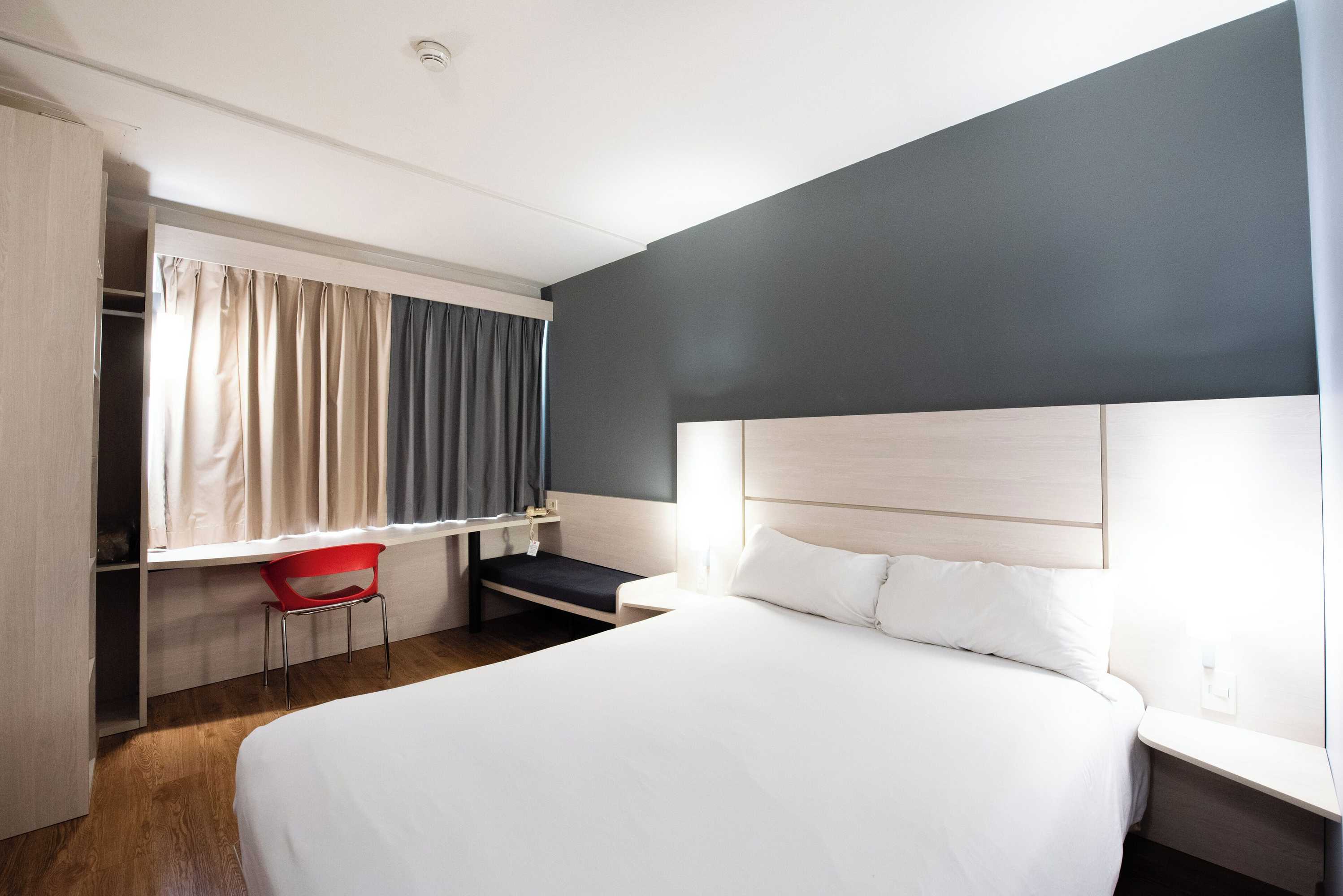 Gift card for Hotel Ibis Montevideo Rambla Gift card for Hotel Ibis Montevideo Rambla