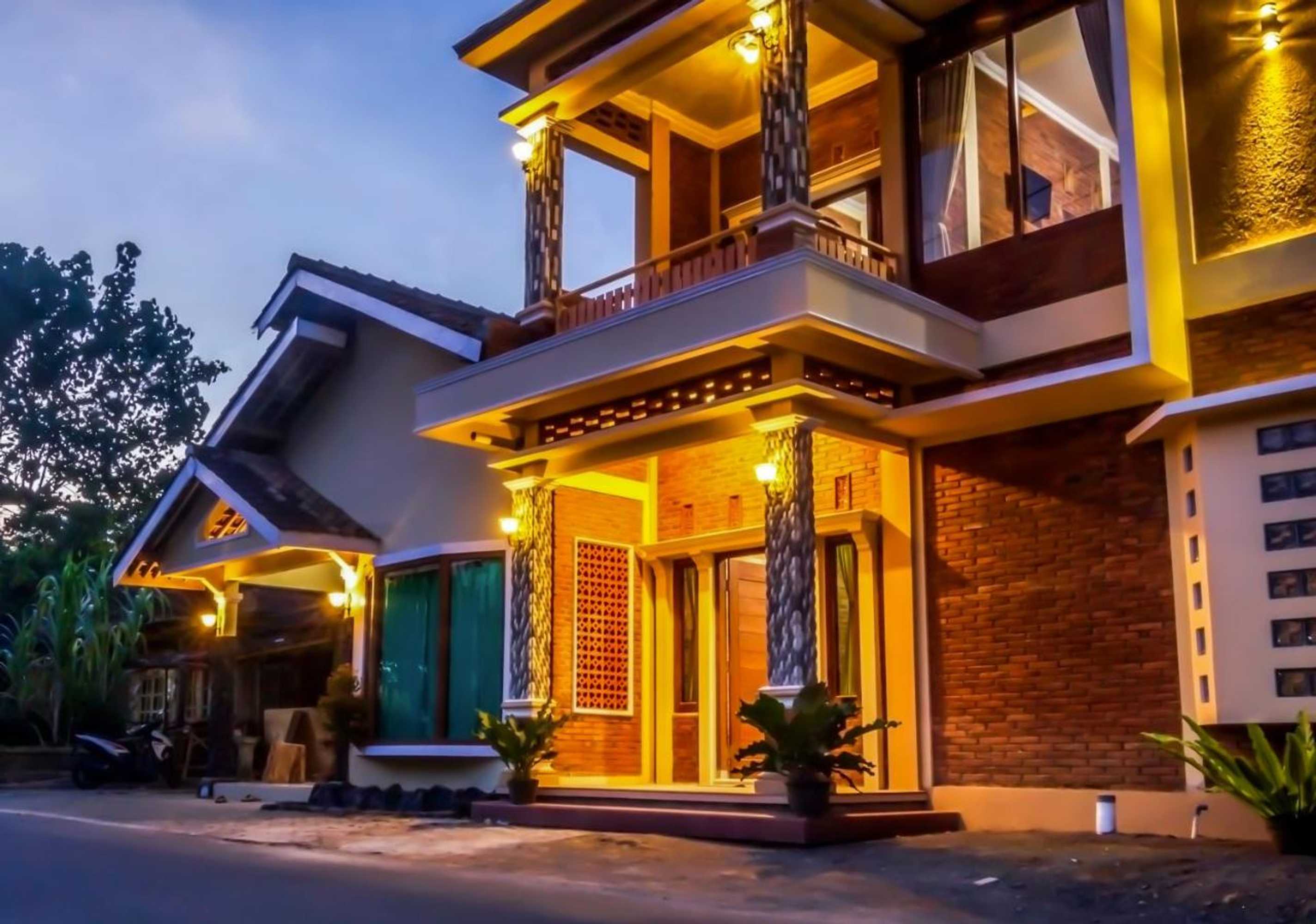 Gift card for Maher House Borobudur
