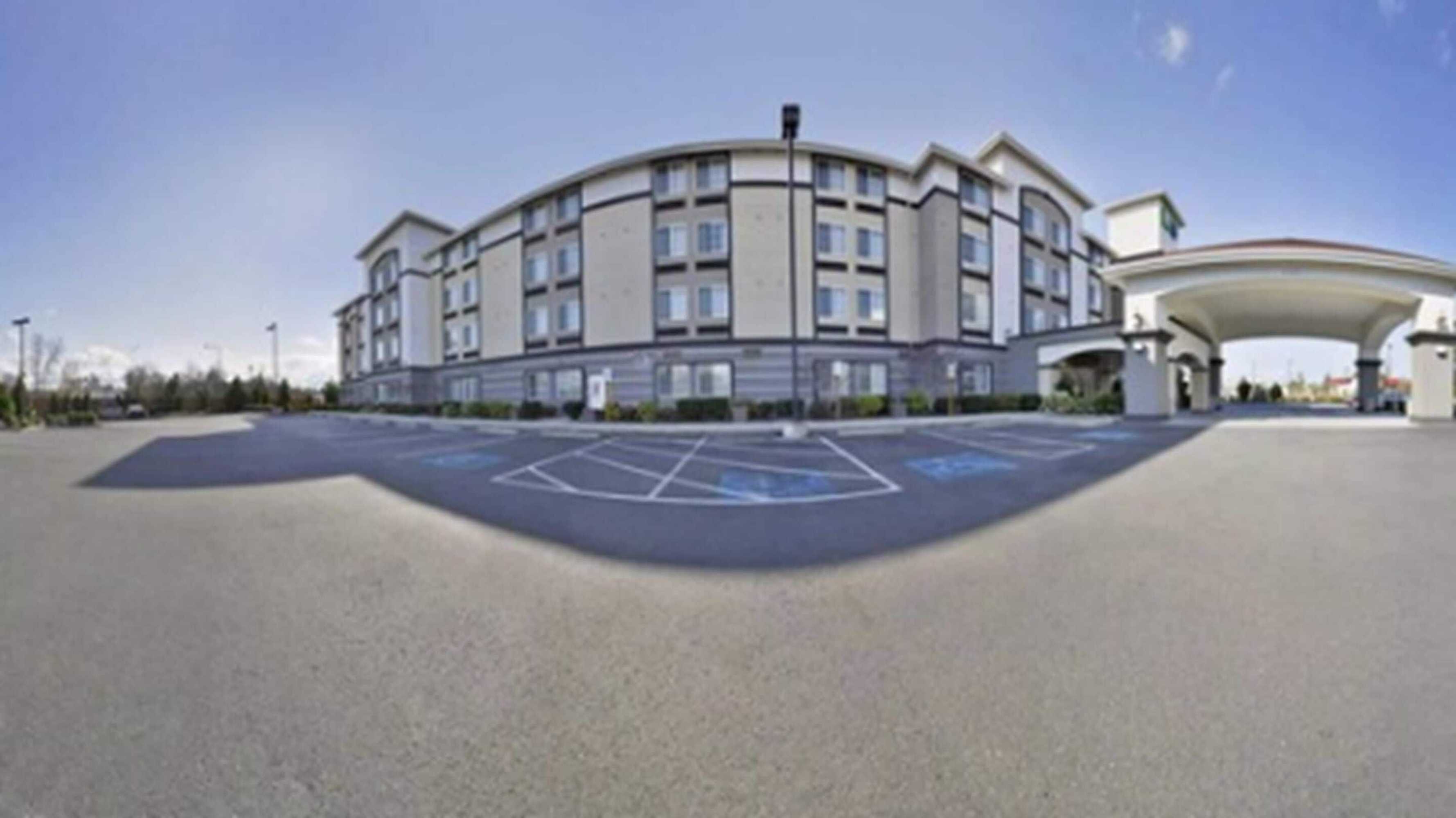 Gift card for Holiday Inn Express Tacoma South Lakewood by Ihg Gift card for Holiday Inn Express Tacoma South Lakewood by Ihg