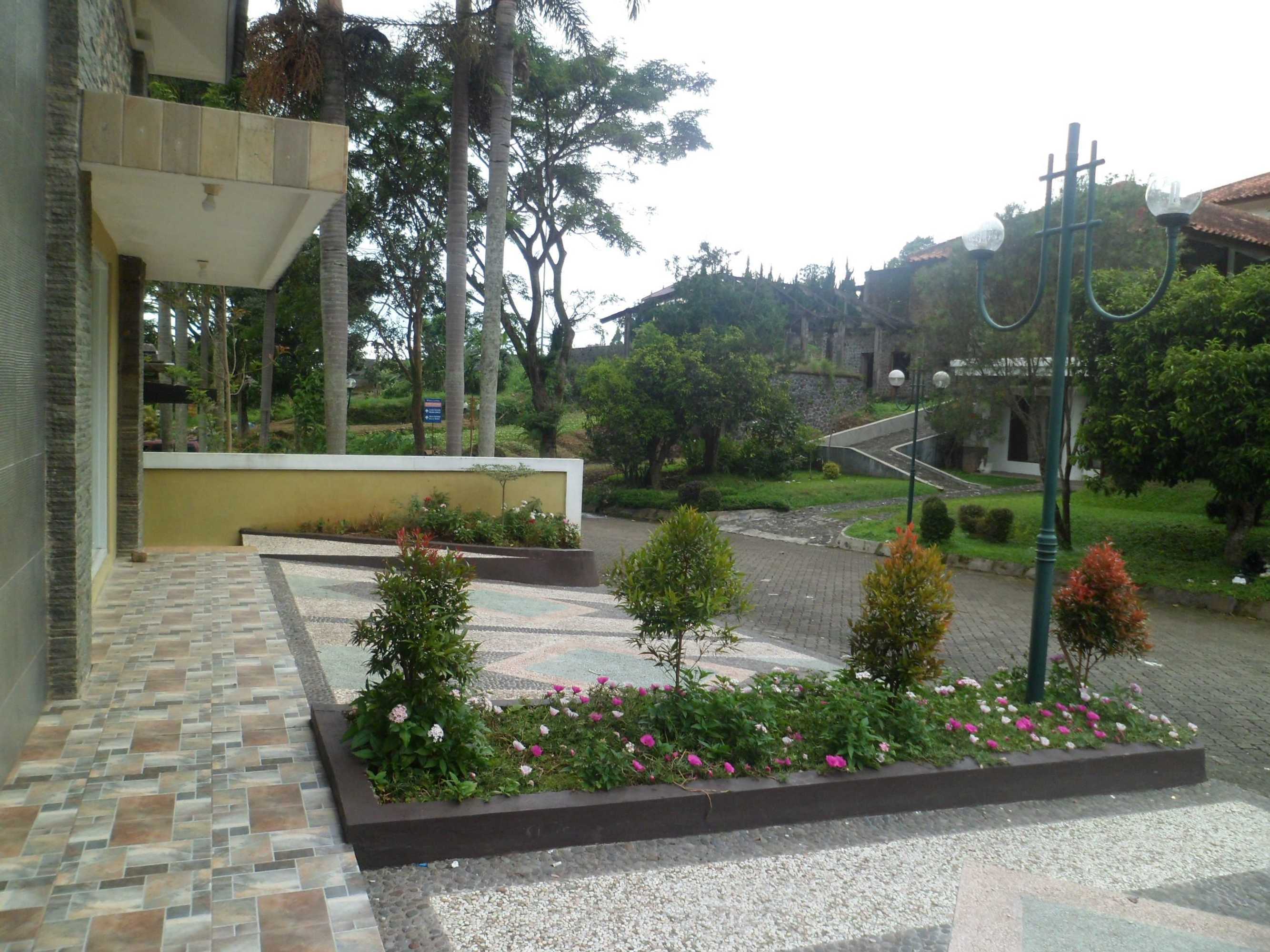Gift card for Villa Kota Bunga Happy Aa2-11 Gift card for Villa Kota Bunga Happy Aa2-11