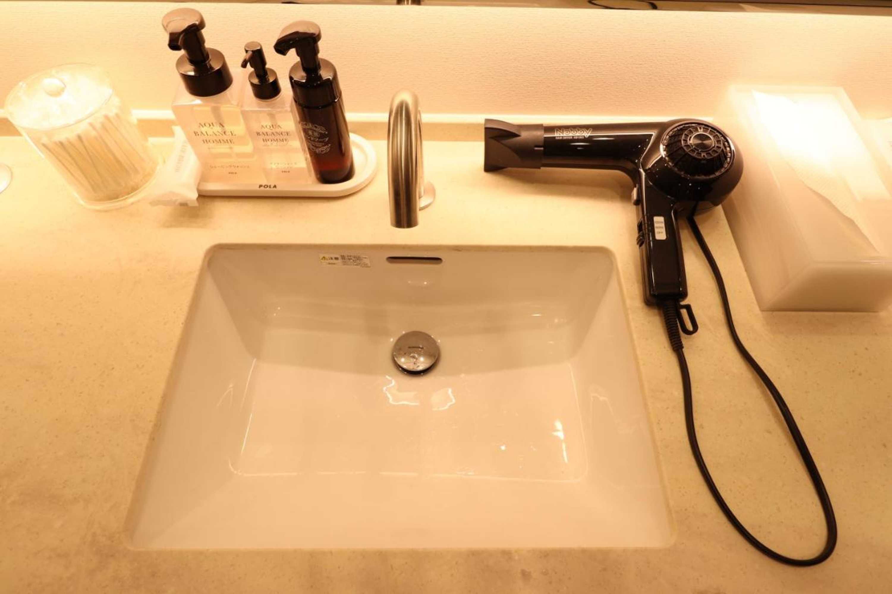 Gift card for Leo YU Capsule Hotel Nishi Funabashi