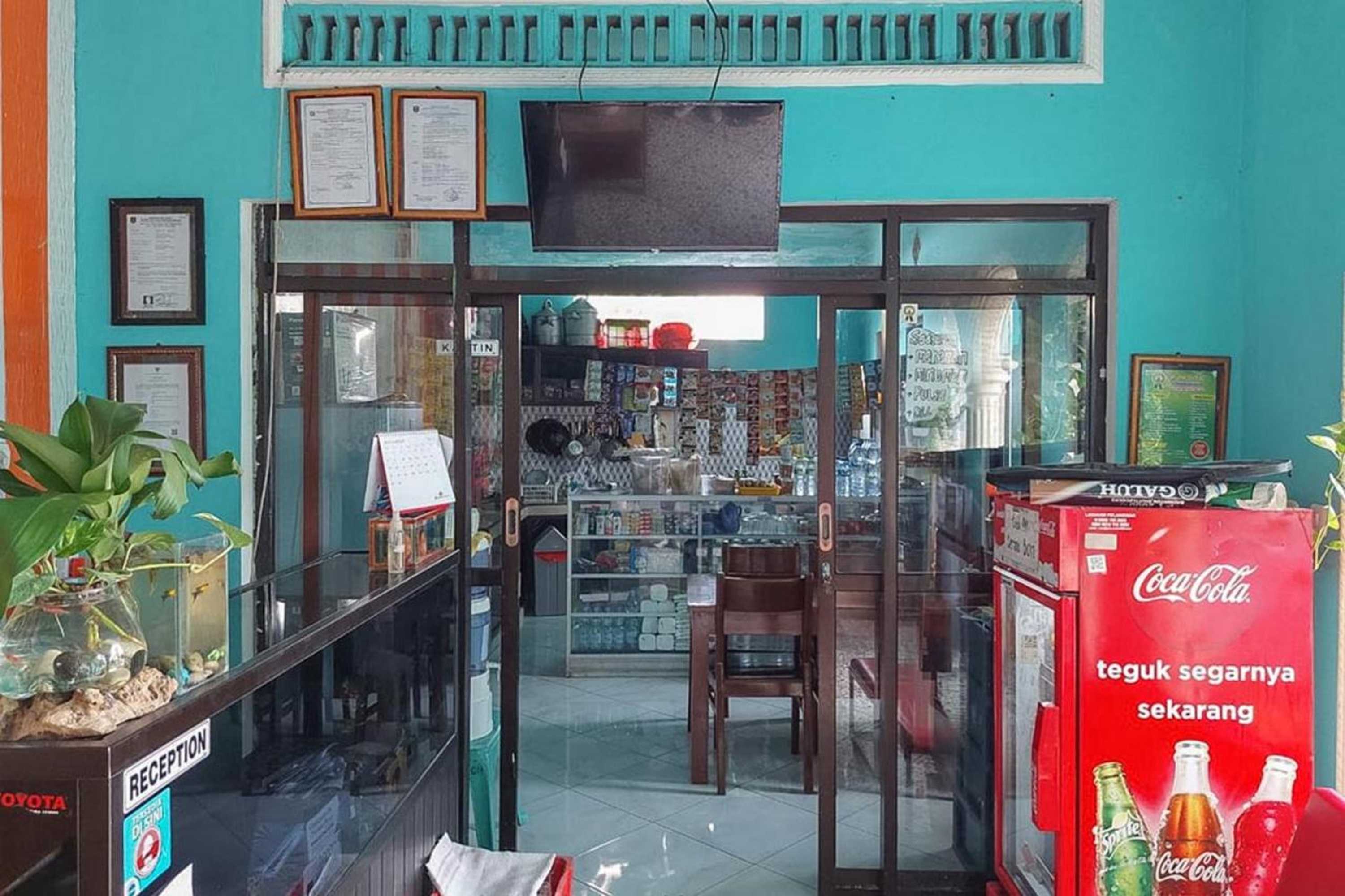 Gift card for Icha Homestay Near Terminal Purabaya Madiun