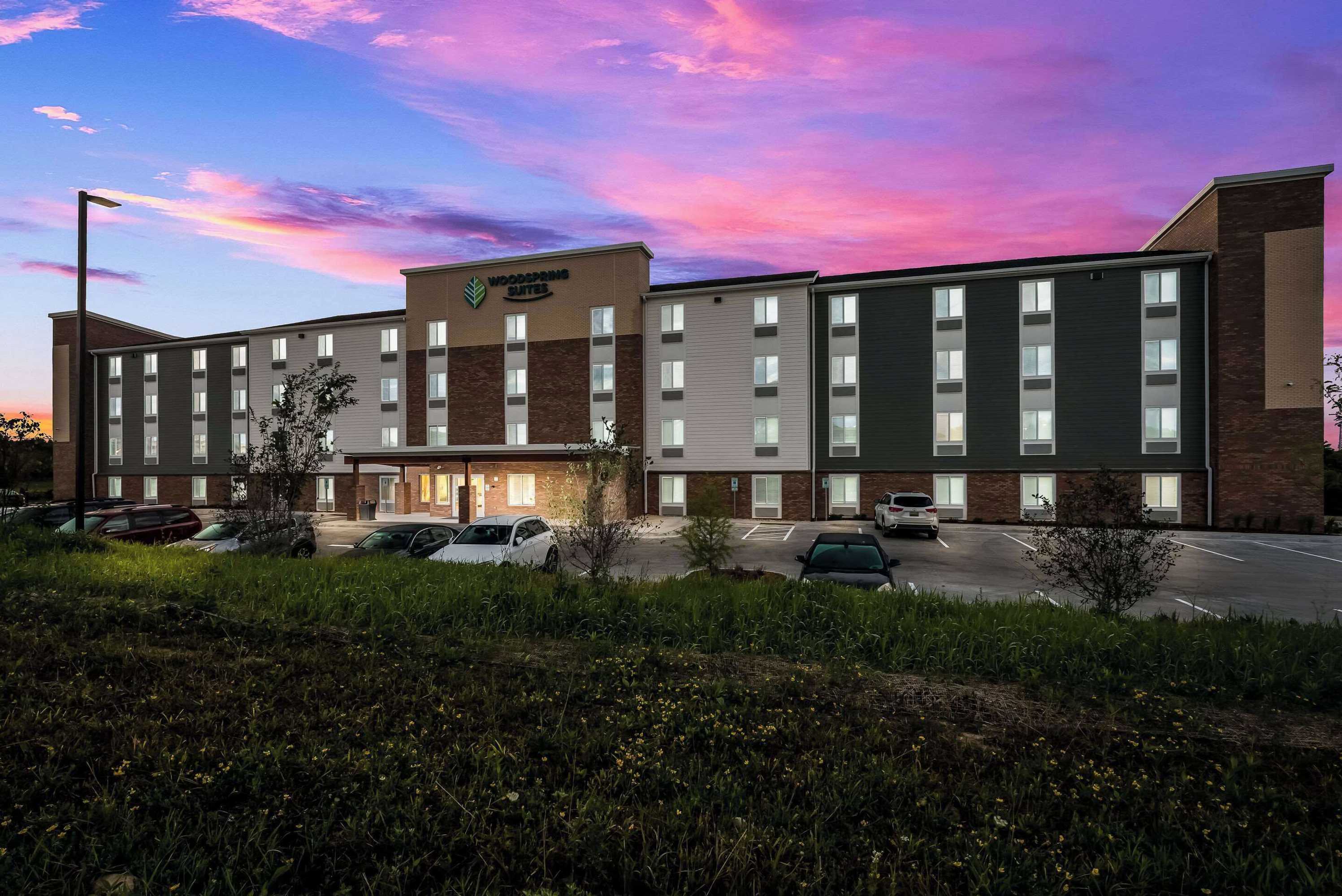 Gift card for Woodspring Suites Milwaukee - Menomonee Falls Gift card for Woodspring Suites Milwaukee - Menomonee Falls