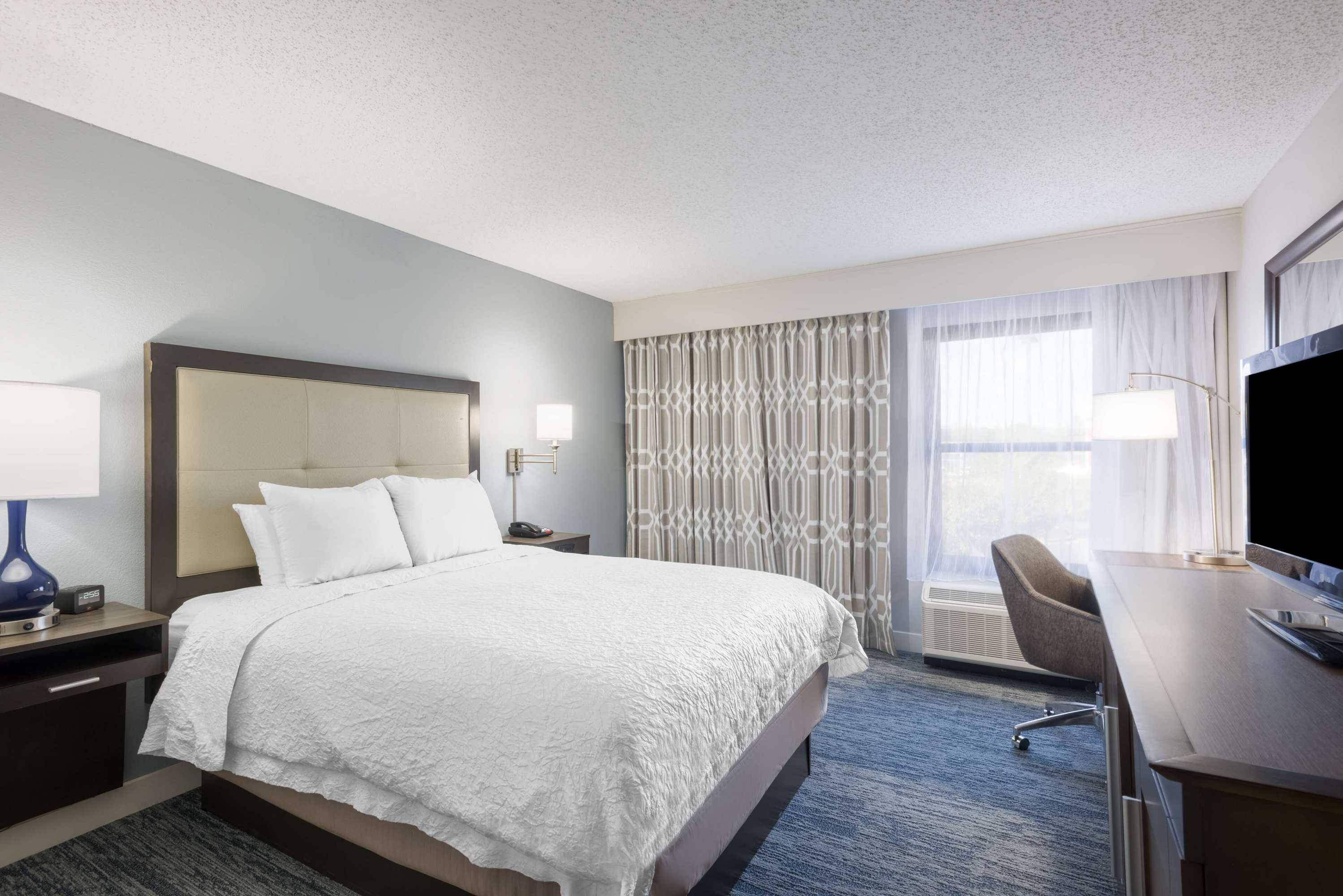 Gift card for Hampton Inn Mount Airy Gift card for Hampton Inn Mount Airy