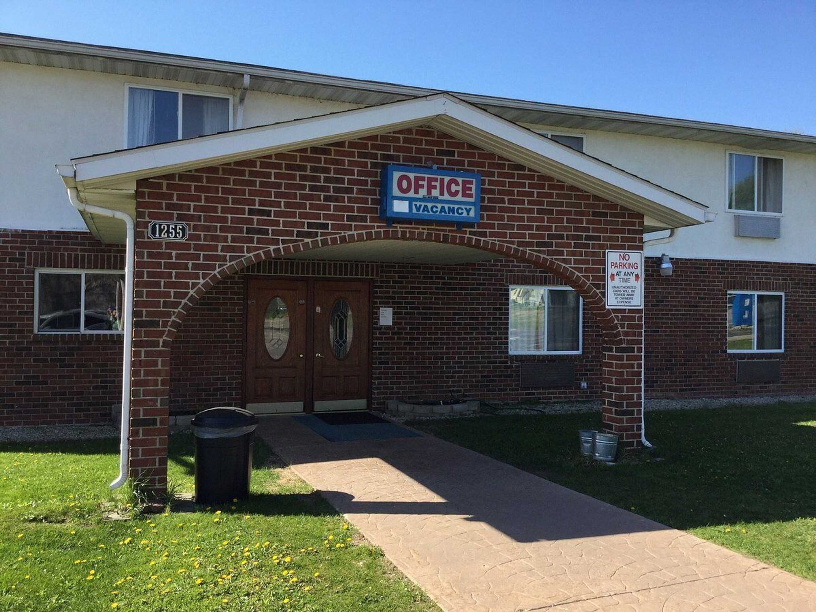 Gift card for Villa Inn Motel Near Hwy 12 WI Capital O