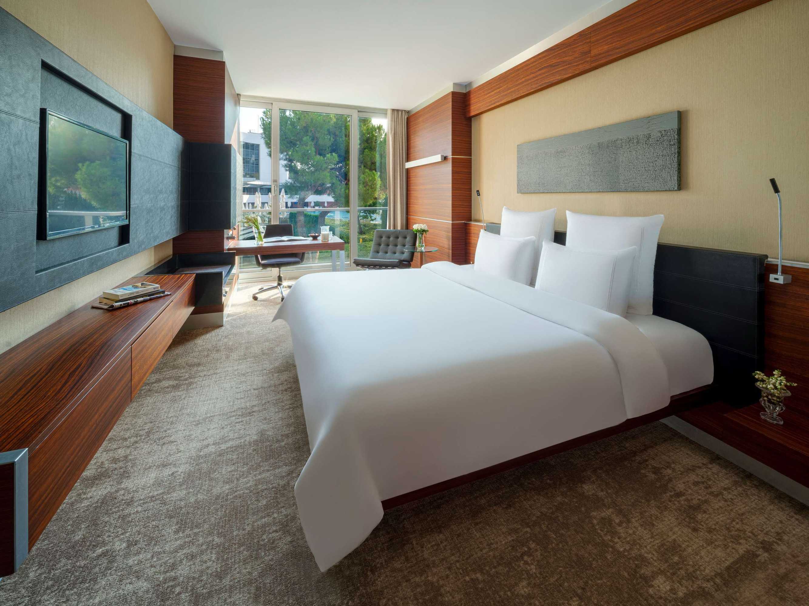 Gift card for Swissotel Buyuk Efes Izmir Gift card for Swissotel Buyuk Efes Izmir