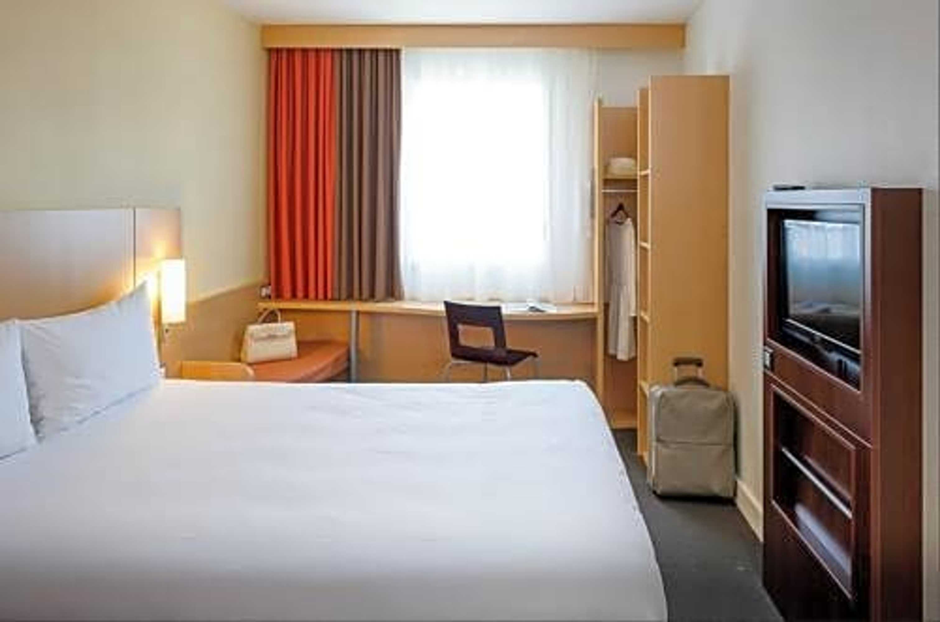 Gift card for Ibis Lugano Paradiso Gift card for Ibis Lugano Paradiso