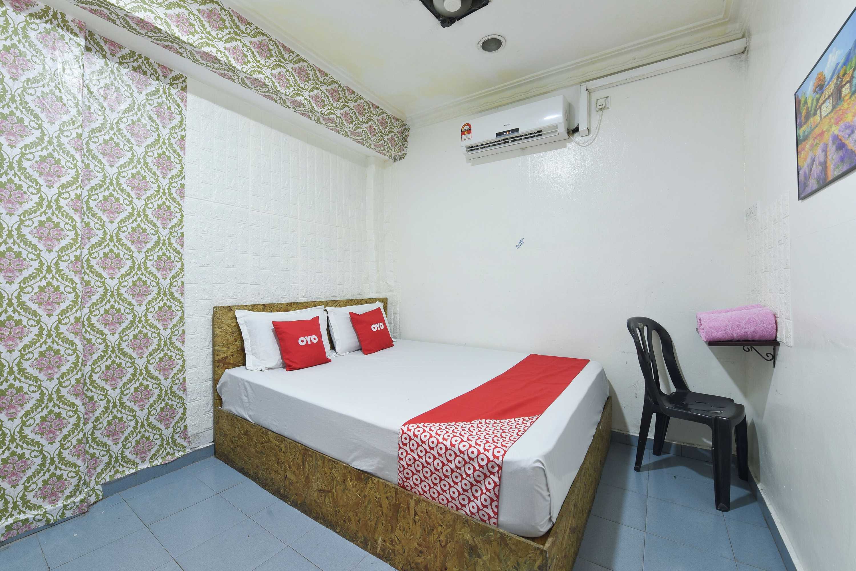 Gift card for Oyo 91077 Hotel Indah Gift card for Oyo 91077 Hotel Indah