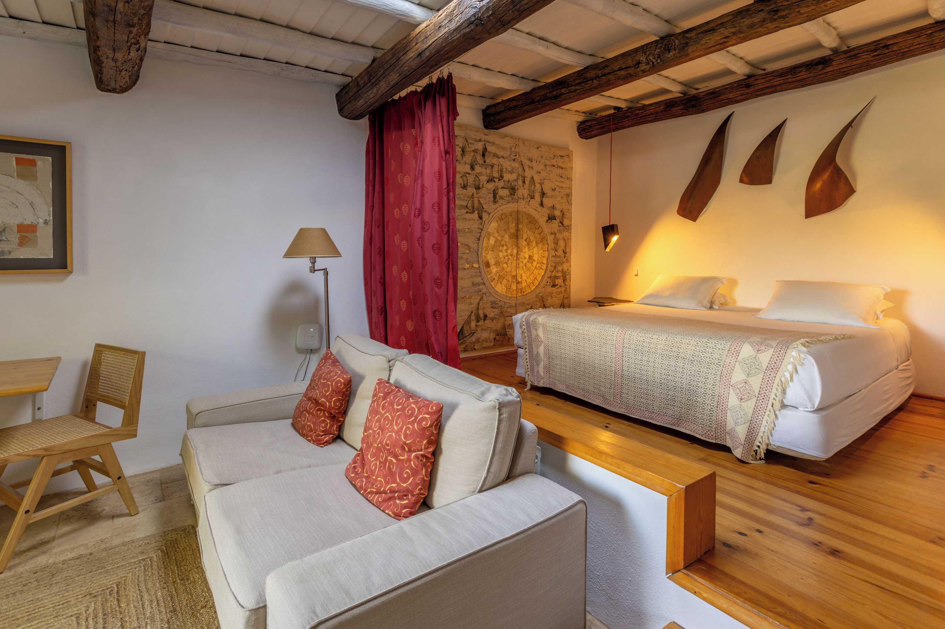 Gift card for Quinta do Barrieiro - Art Selection by Maria Leal da Costa