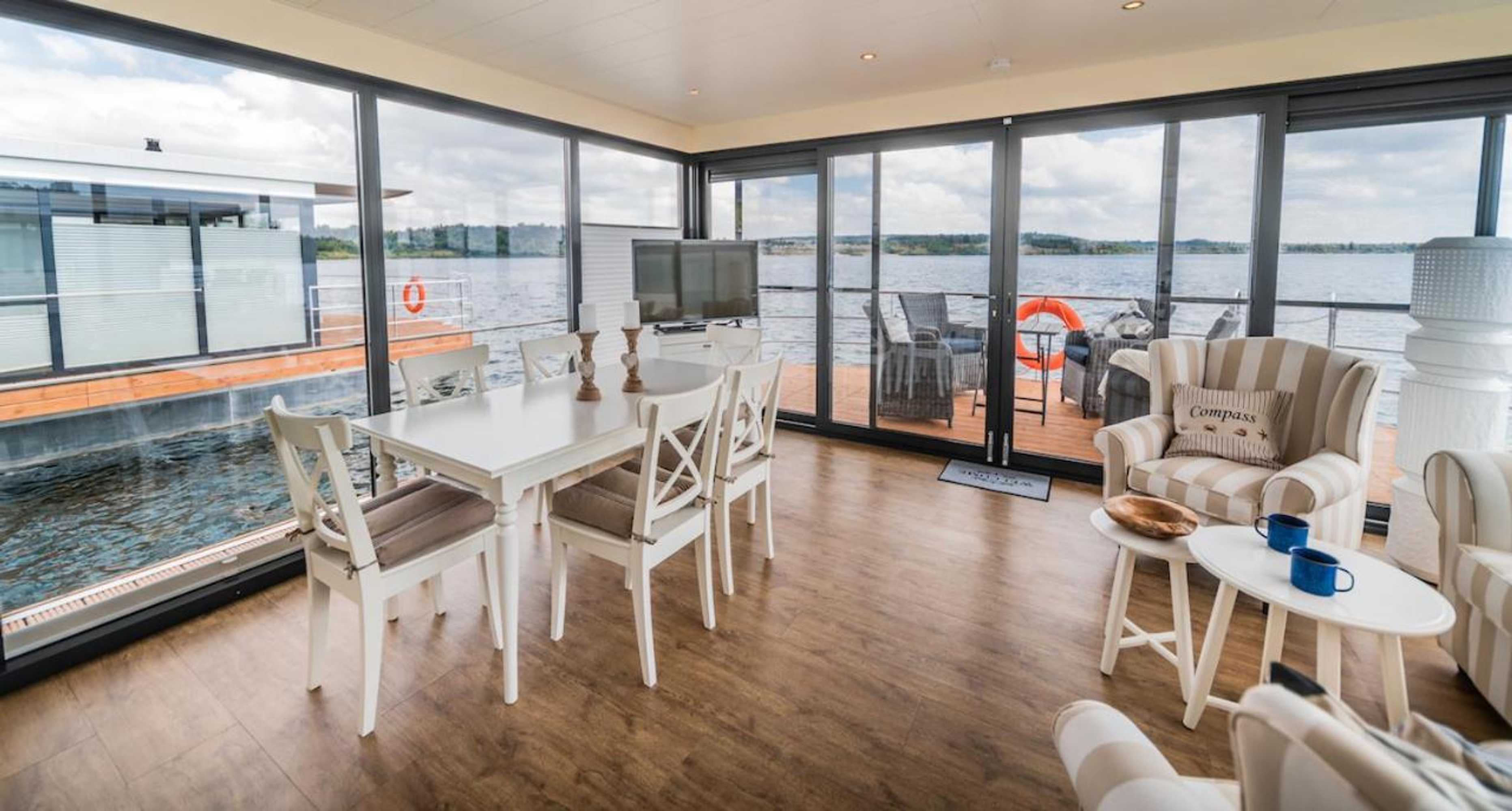 Gift card for Hausboote Und Ferienhäuser Marina Mücheln