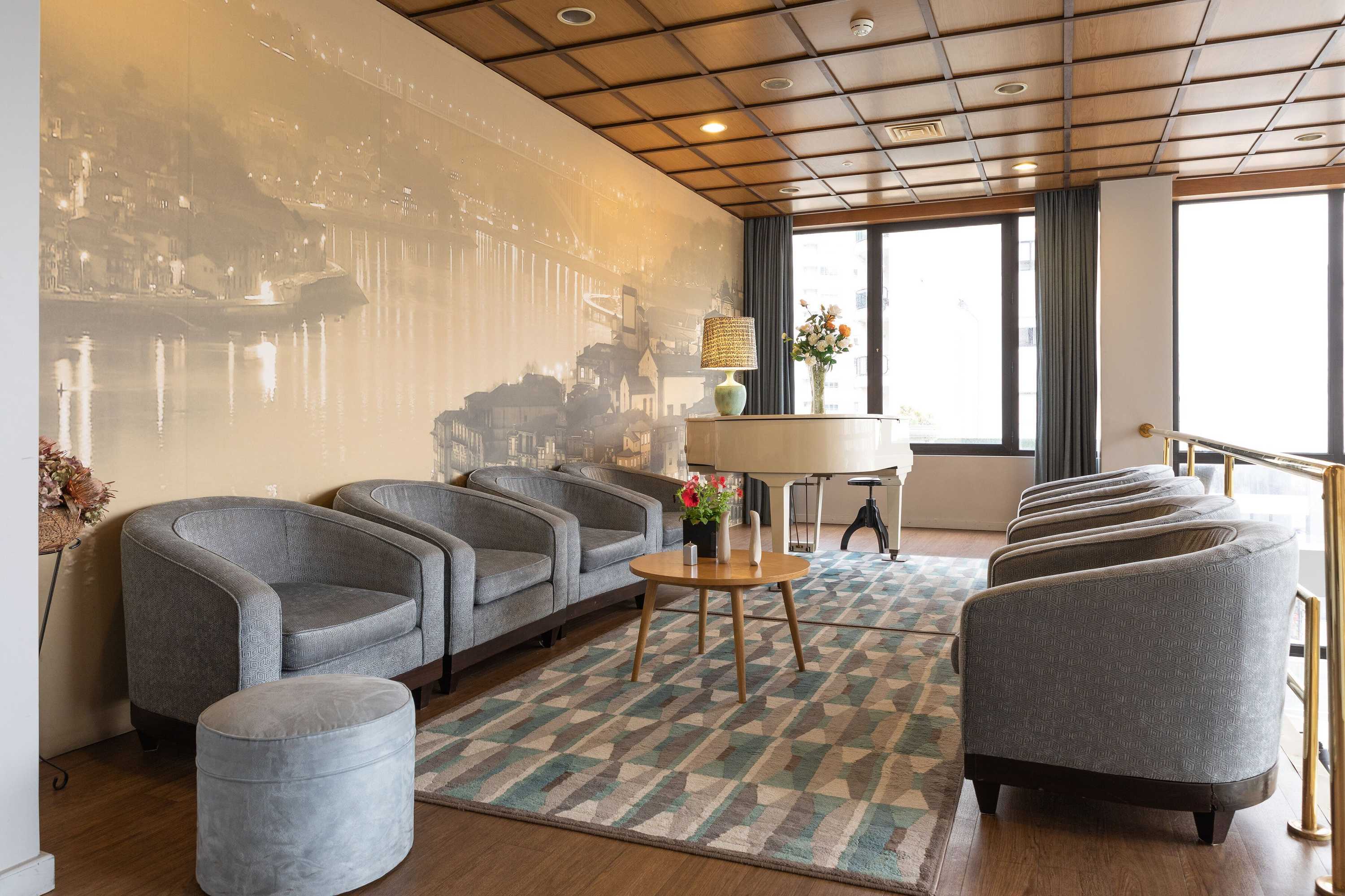 Gift card for Hotel Black Tulip - Porto Gaia Gift card for Hotel Black Tulip - Porto Gaia