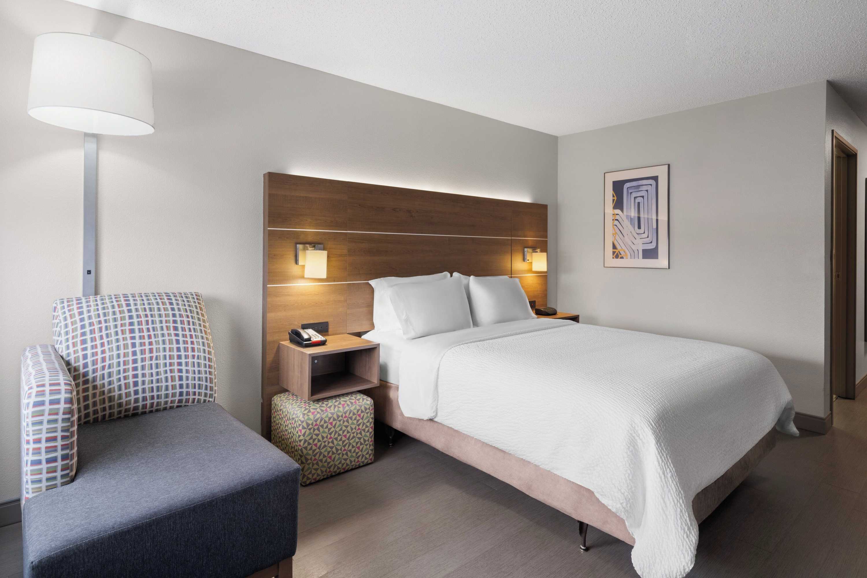 Gift card for Holiday Inn Express Sheboygan-Kohler by Ihg Gift card for Holiday Inn Express Sheboygan-Kohler by Ihg