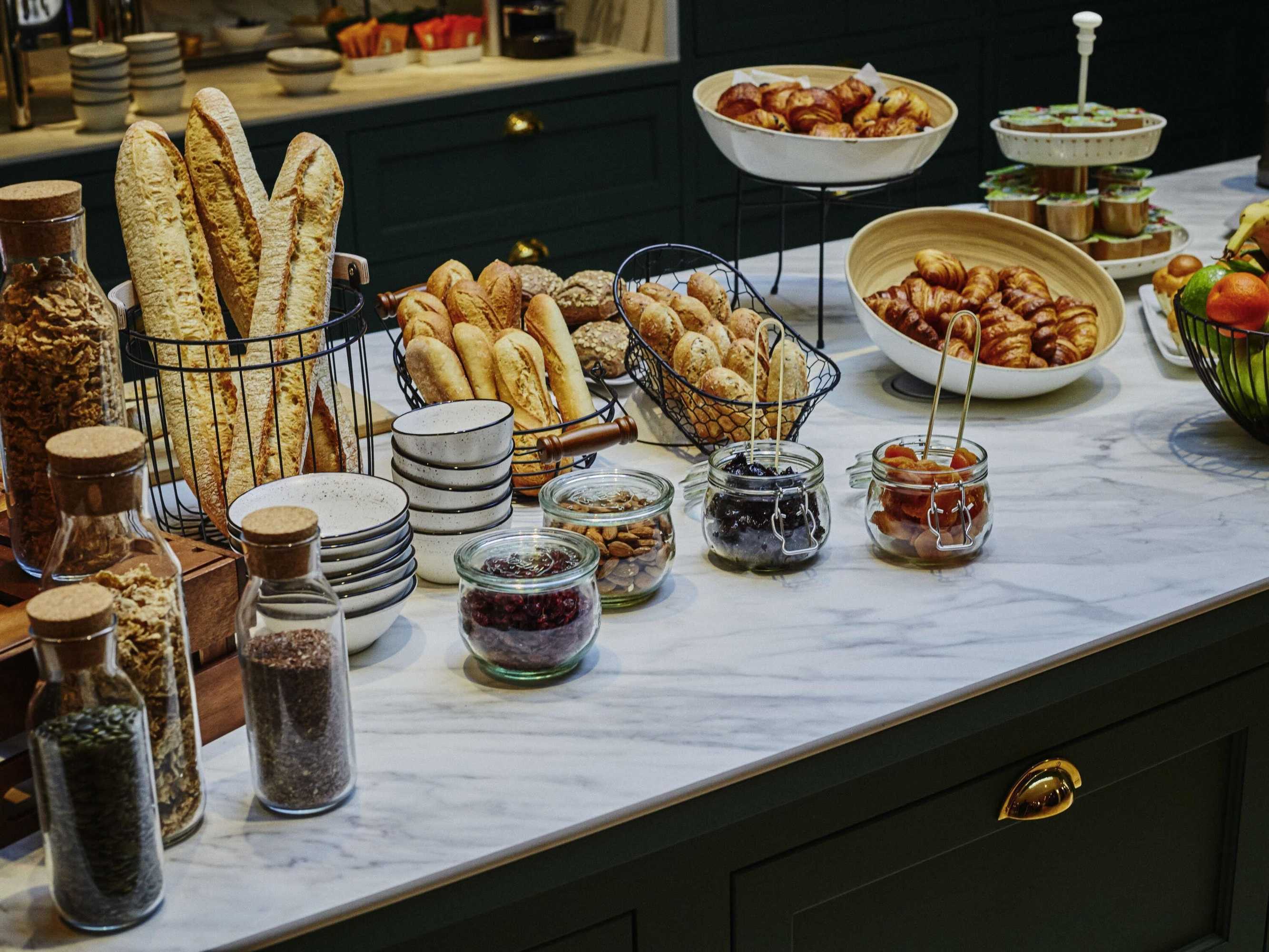 Gift card for Mercure Versailles Chateau Gift card for Mercure Versailles Chateau