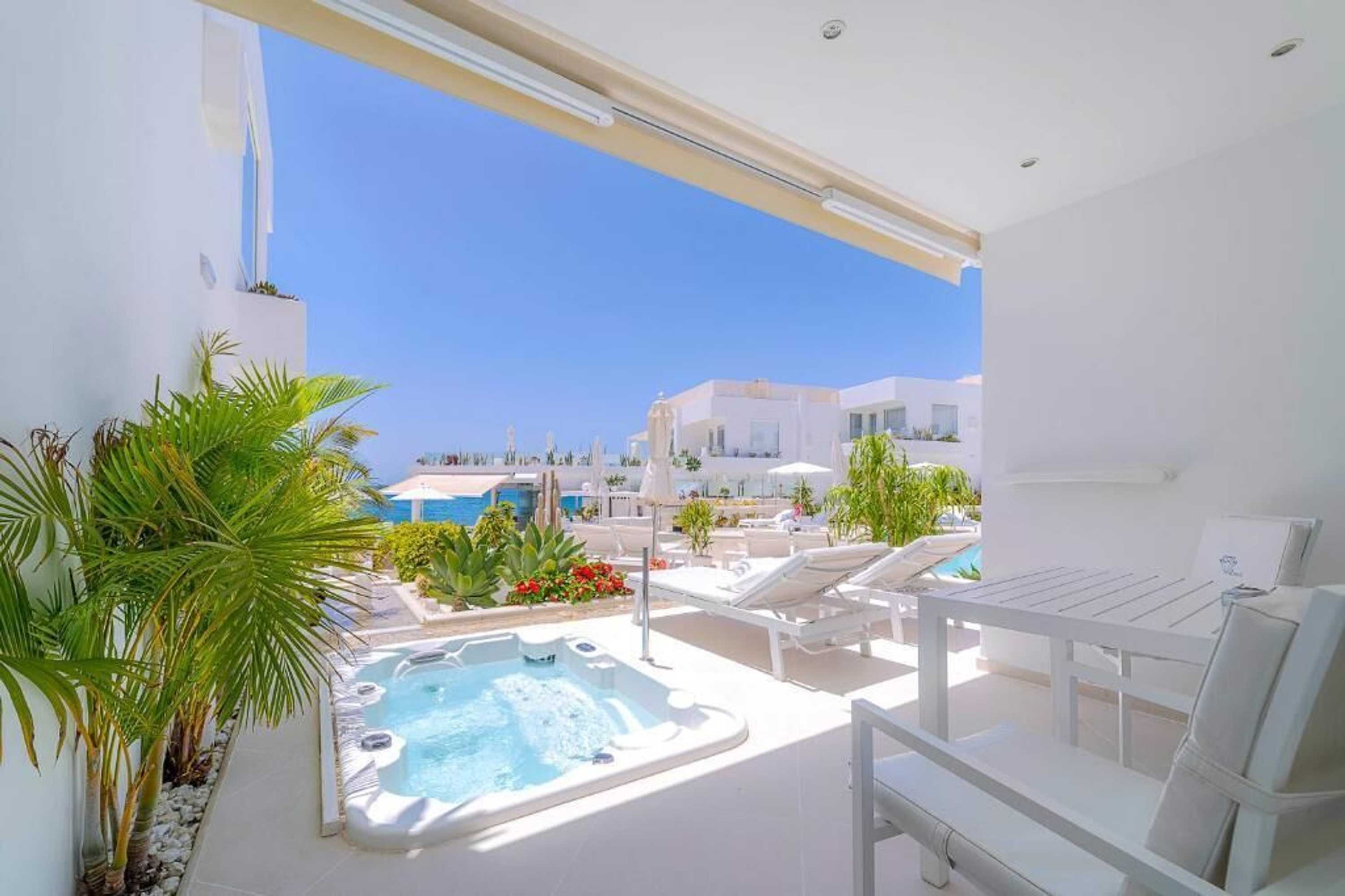 Gift card for Lani's Suites de Luxe - Adults Only Gift card for Lani's Suites de Luxe - Adults Only