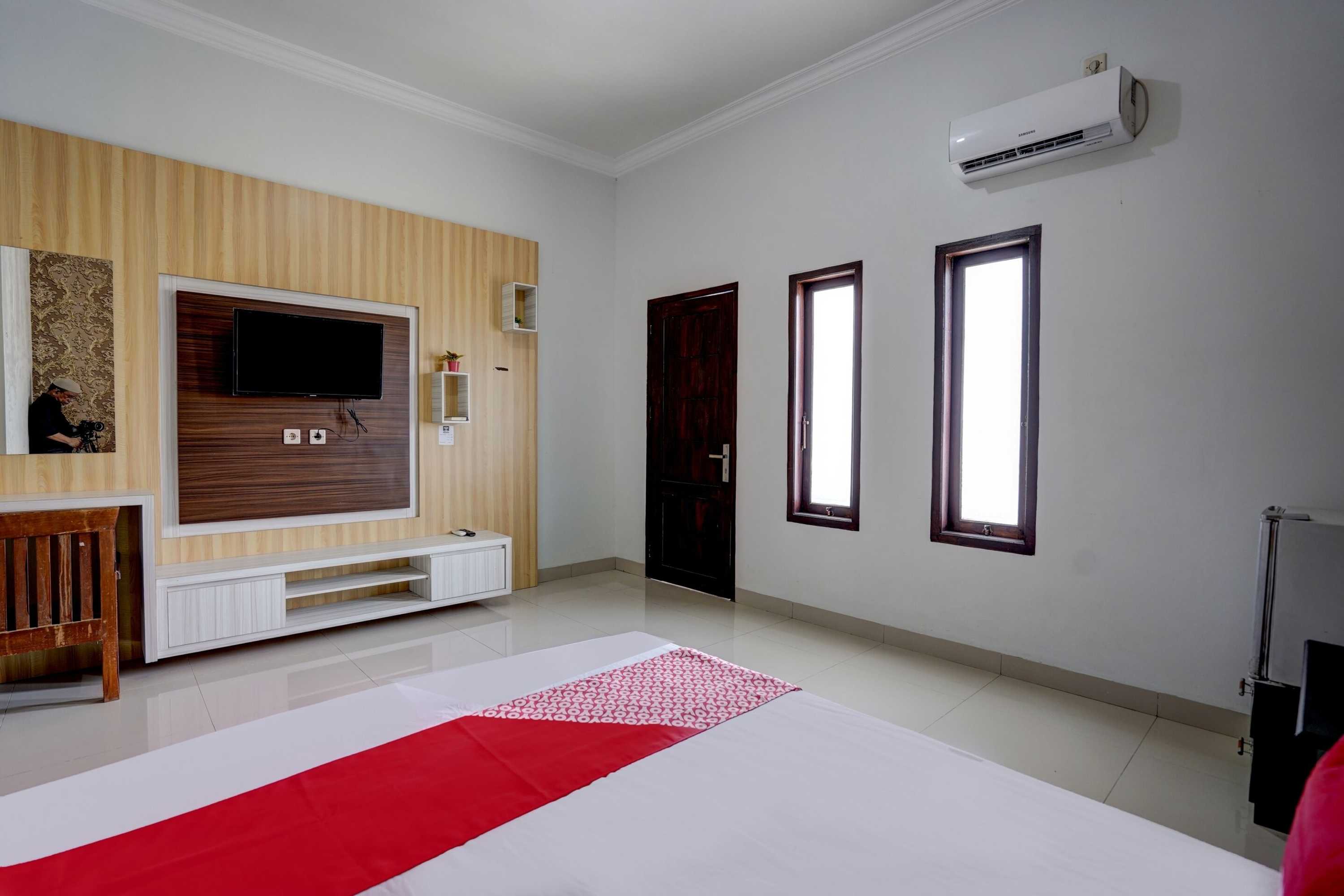 Gift card for Oyo 92907 Miranda Hotel Syariah Gift card for Oyo 92907 Miranda Hotel Syariah